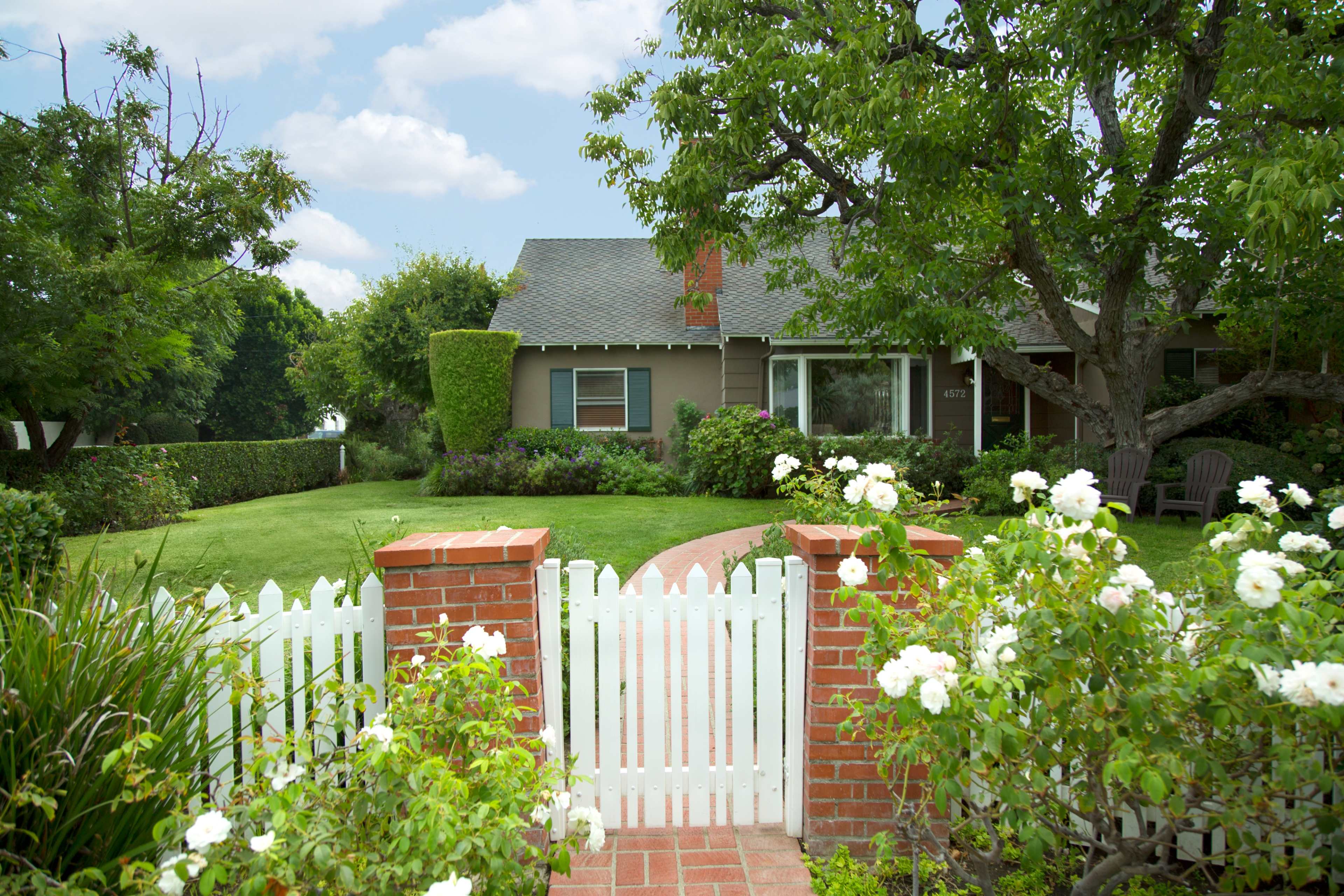Great Family Home - Variety of Looks - Tons of Cool Shot Possibilities! Image in Sherman Oaks, Sherman Oaks, CA