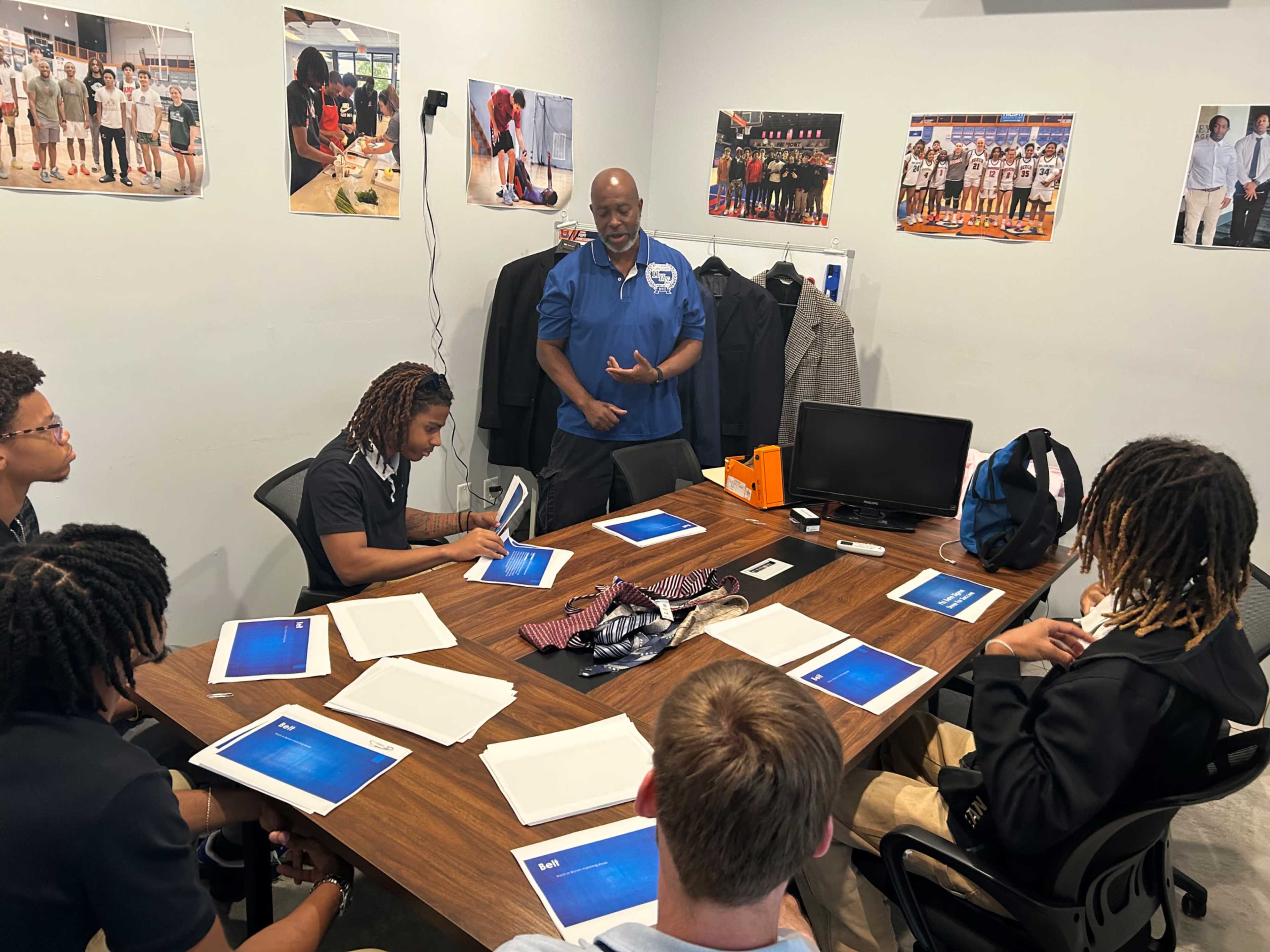 South Nashville Small Meeting and Class Space Image in Nolensville Road, Nashville, TN