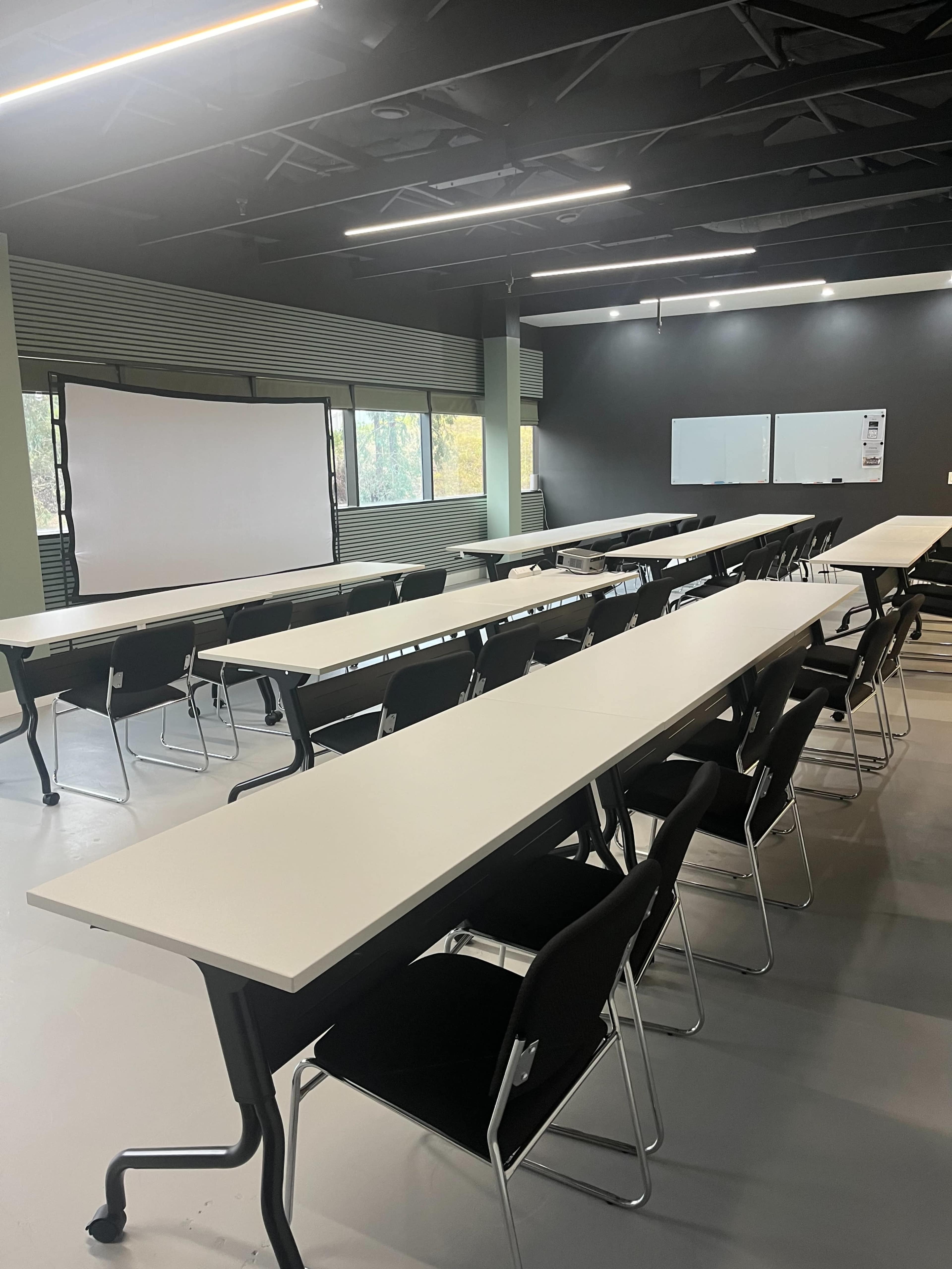 Spacious professional meeting and event space with connected conference room Image in Encinitas, Encinitas, CA