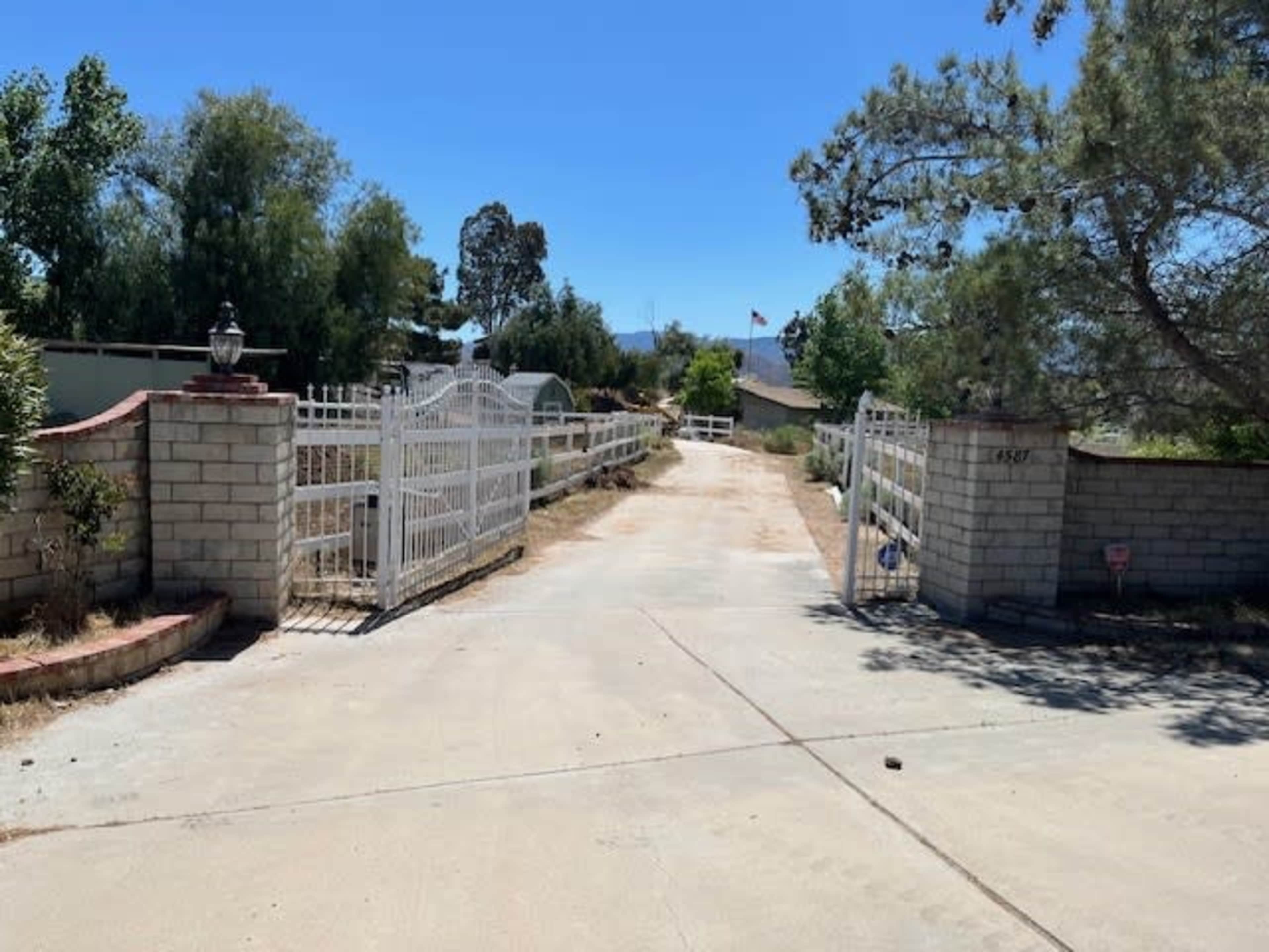 High Desert Arabians Image in Acton, Acton, CA