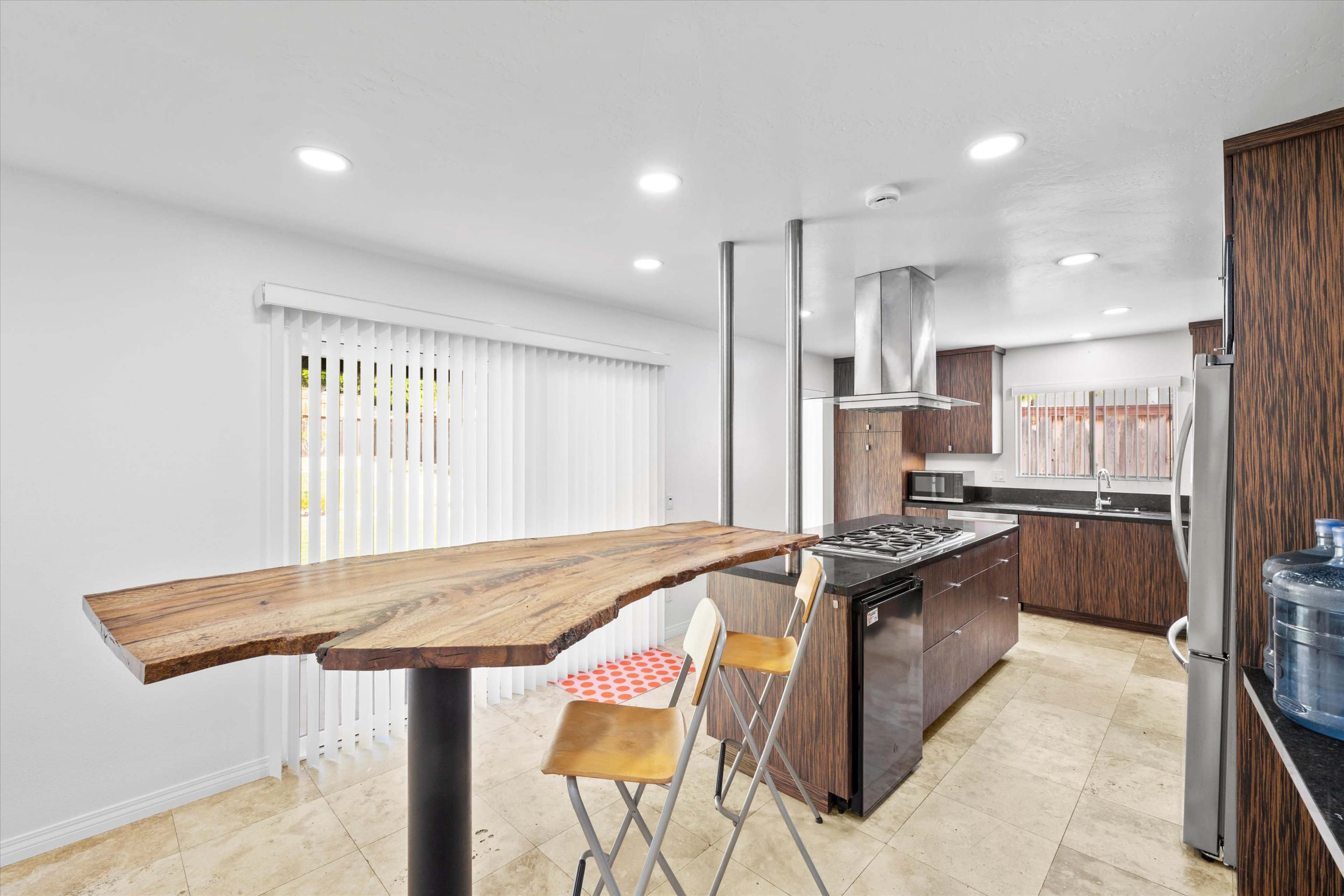 Modern Comfort in Carlsbad, CA Image in Carlsbad, Carlsbad, CA