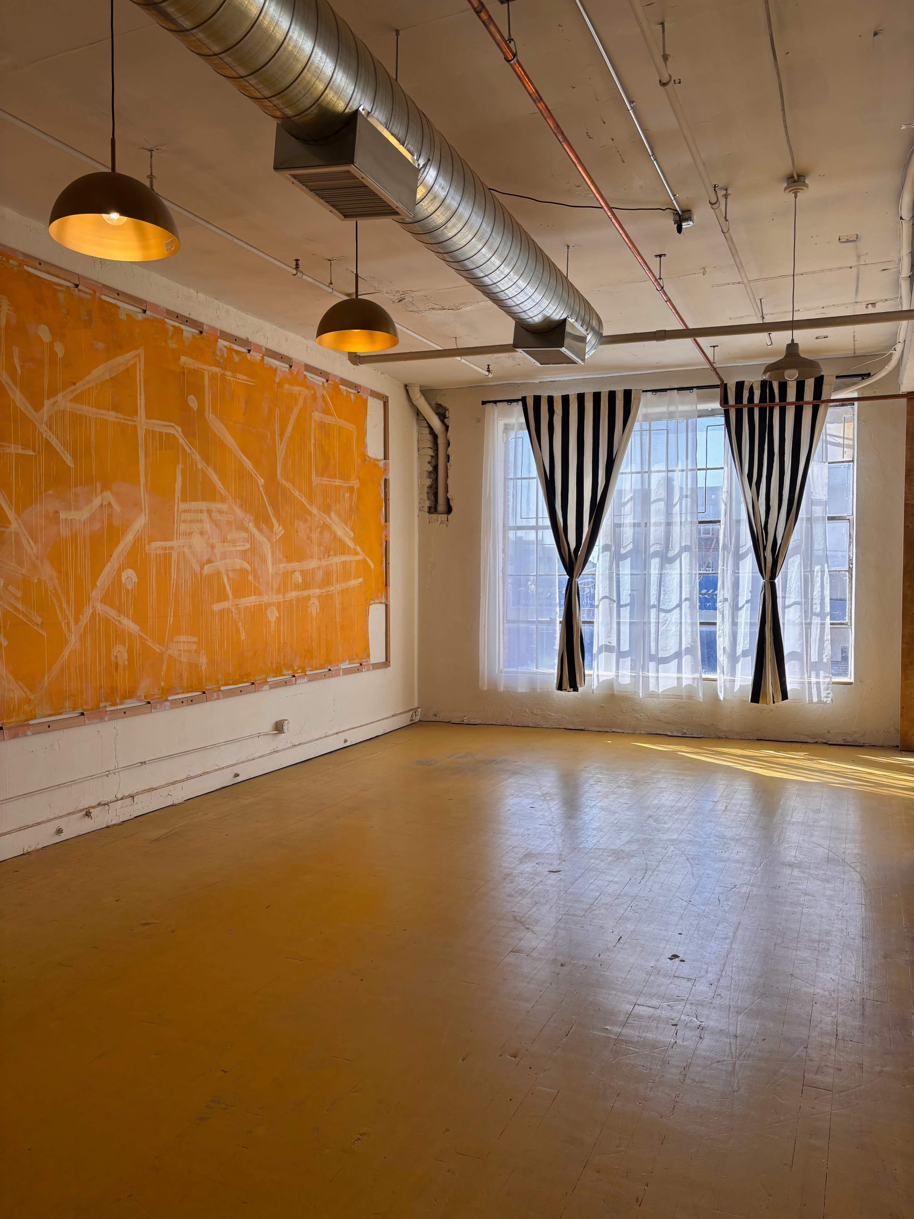 Private Fashion District Studio | Photo & Video | Self-Service | Freight Access Image in Central LA, Los Angeles, CA