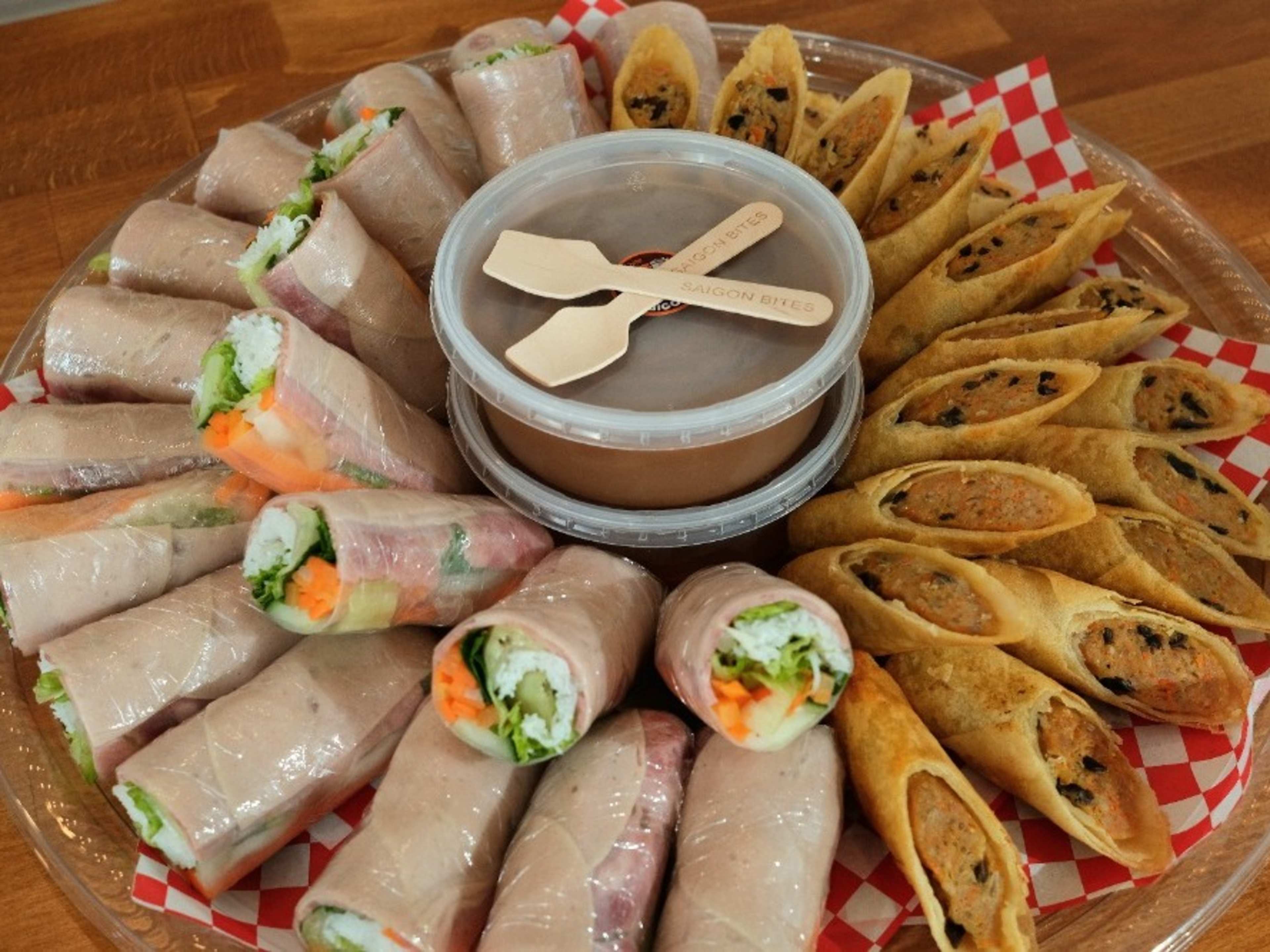 MIXED ROLL TRAY