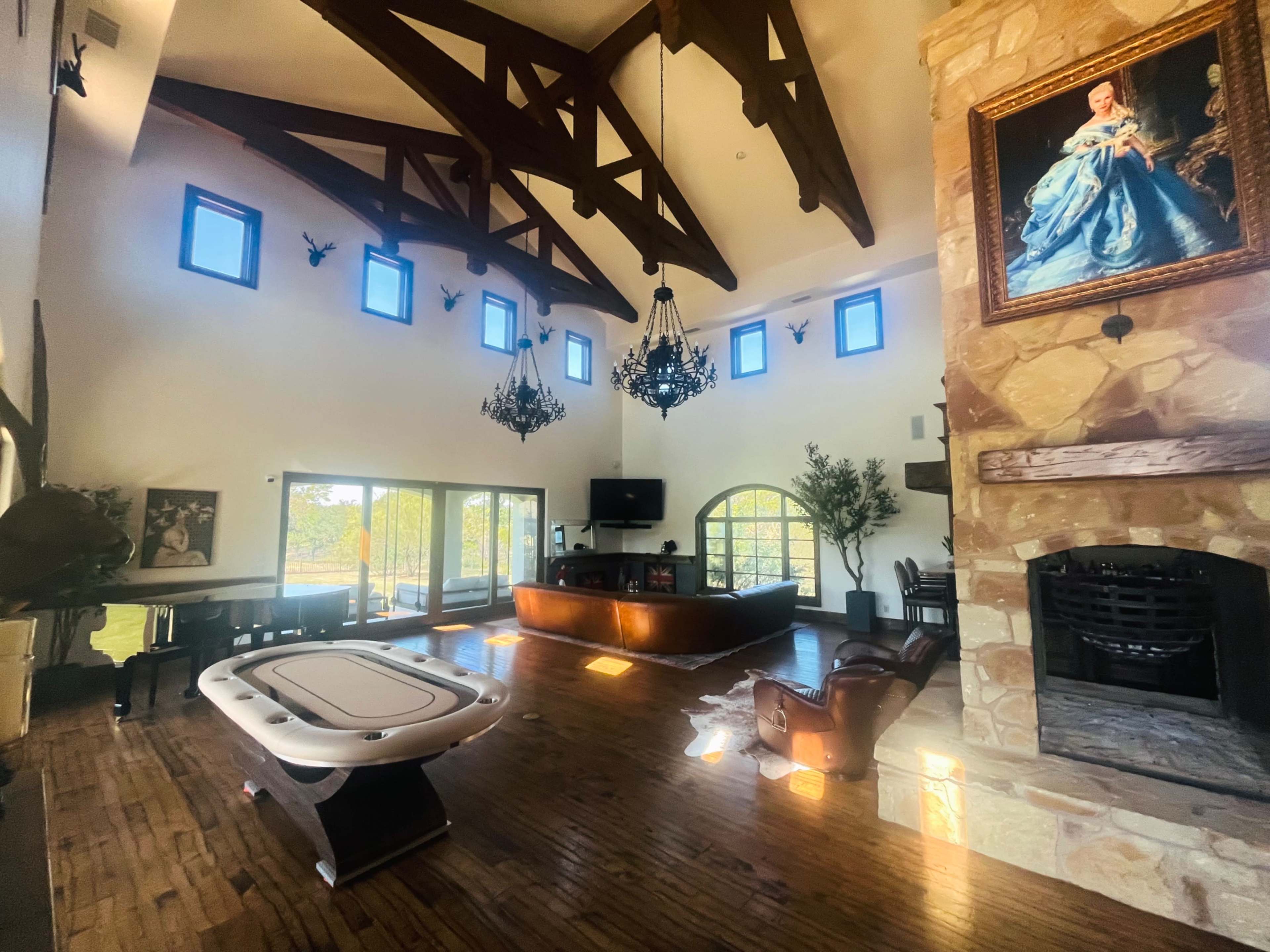 Austin 5 Acre Estate w Trampolines, Courts & Grand Hall Image in River Bend, Austin, TX