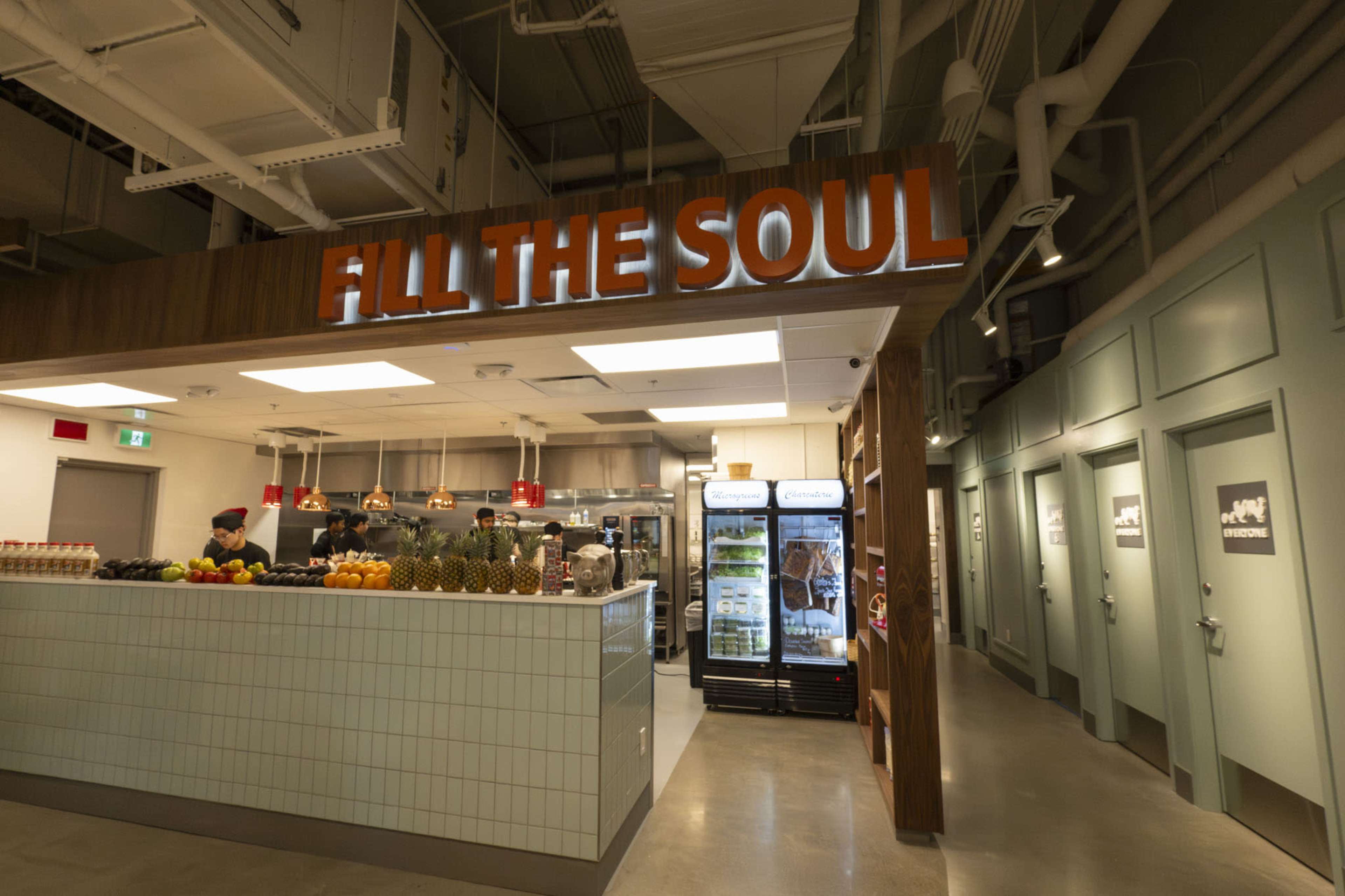 Bright, Light-filled, Vibrant Restaurant & Bar Image in Downtown, Victoria, BC