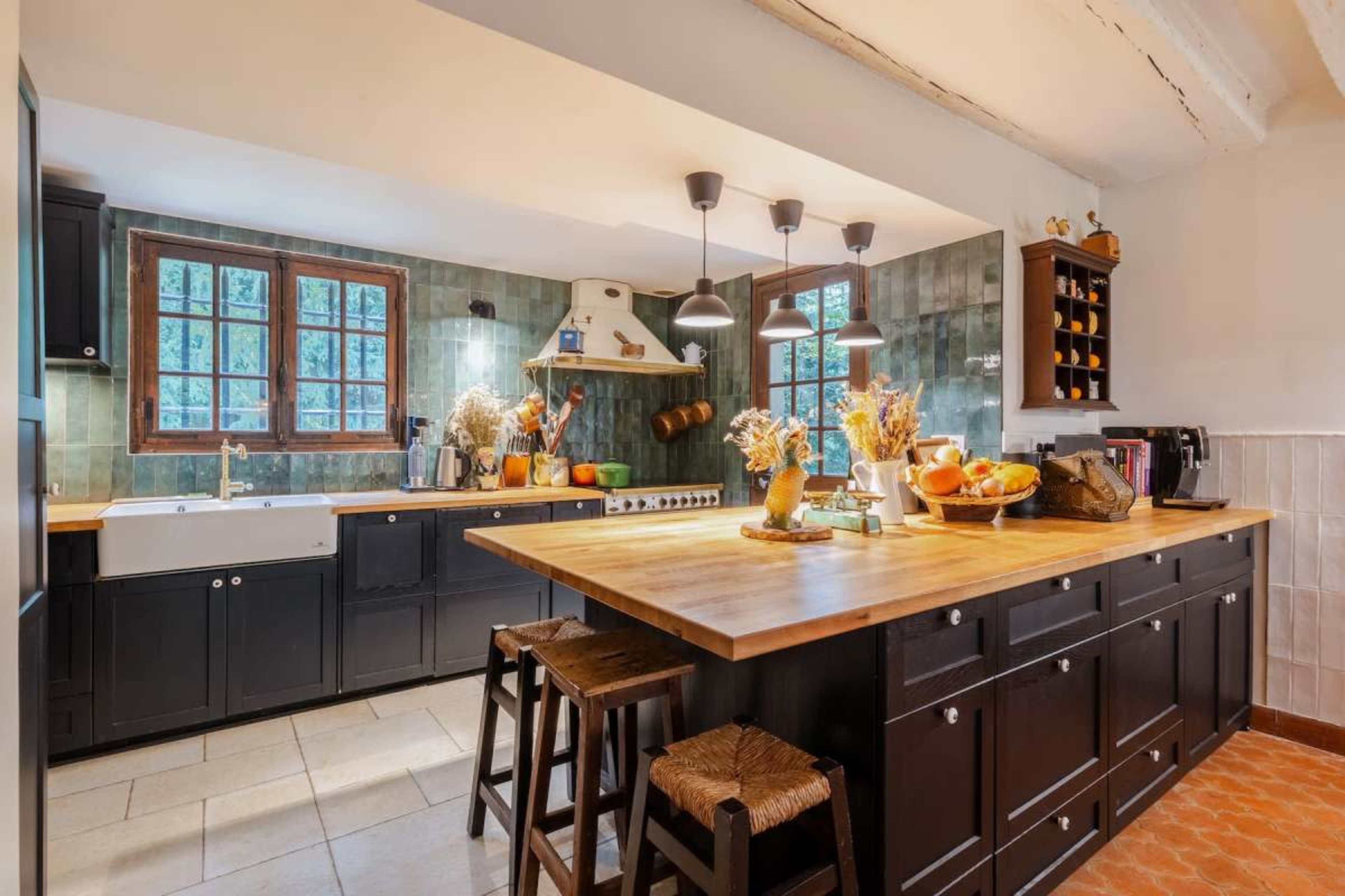 16th century mill with a 90sqm greenhouse Image in , Touquin