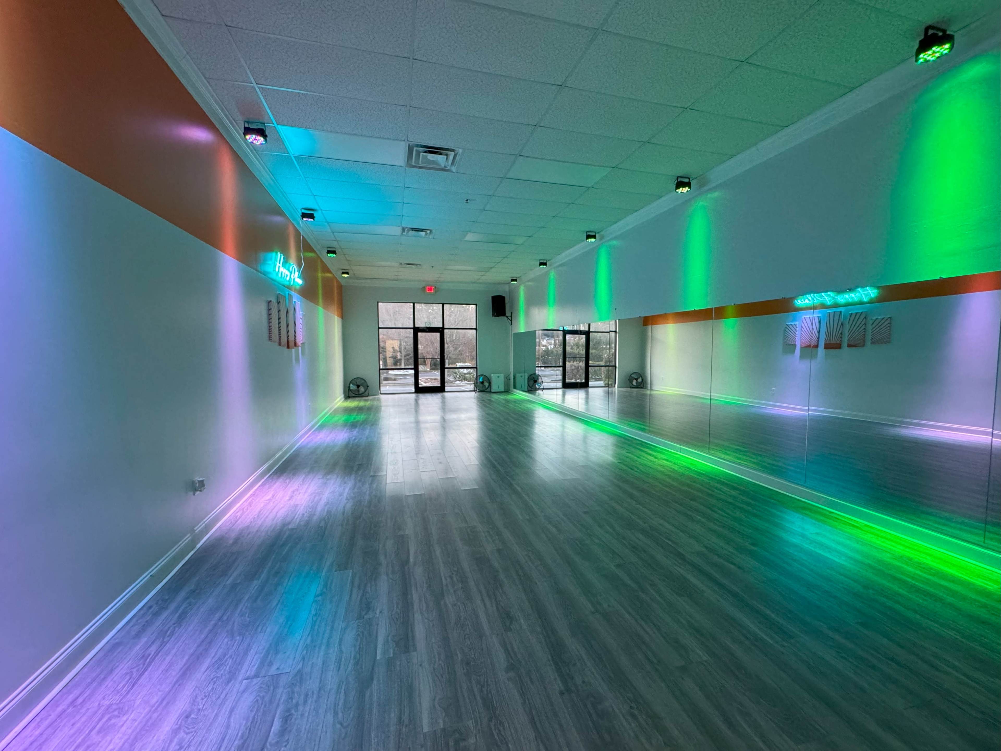Beautiful Dance Studio for rehearsals, classes, workshops (Sunrise Room) Image in Chamblee, Chamblee, GA