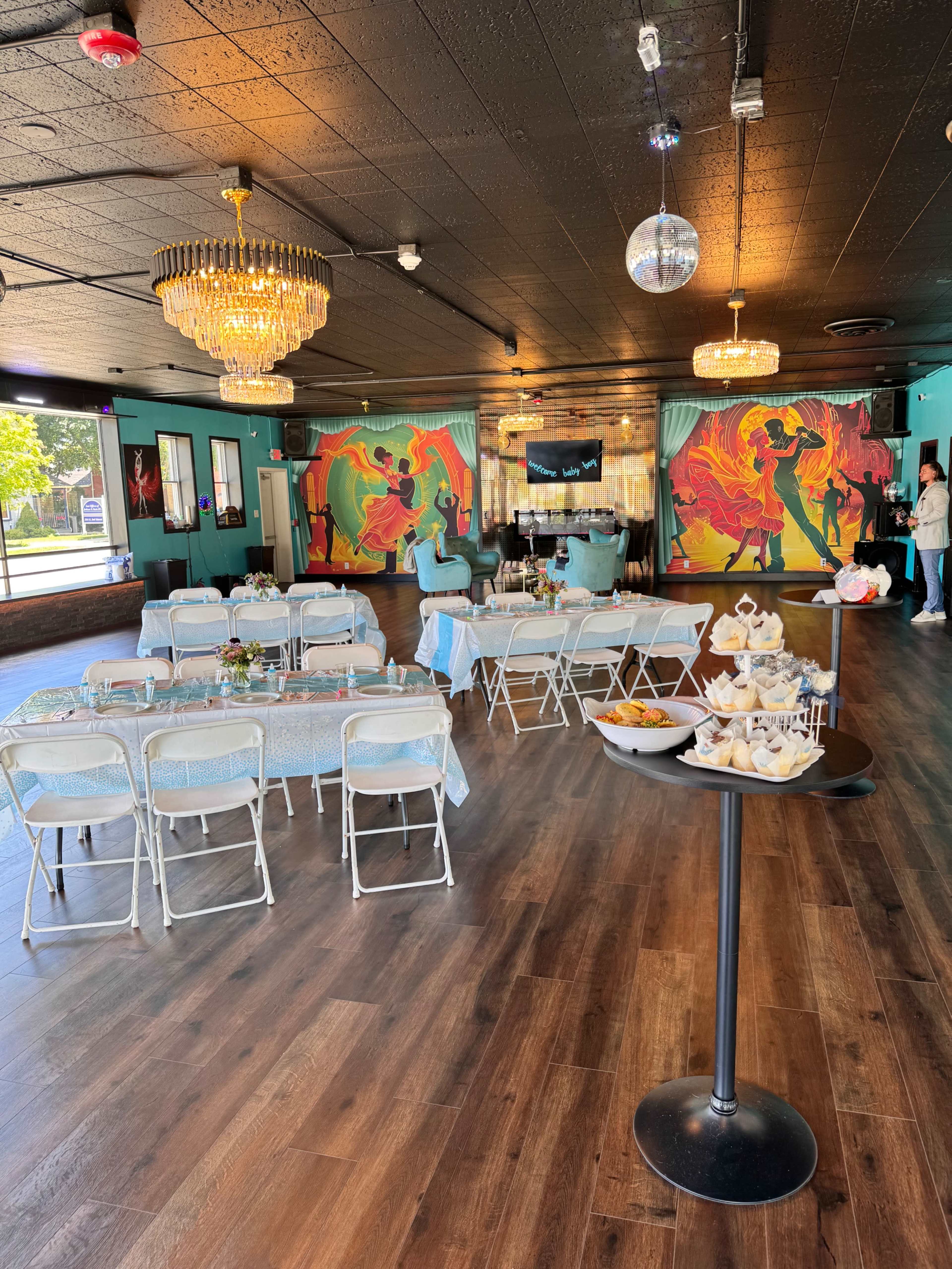Downtown, modern, wide open space venue Image in St Charles Township, st charles, IL