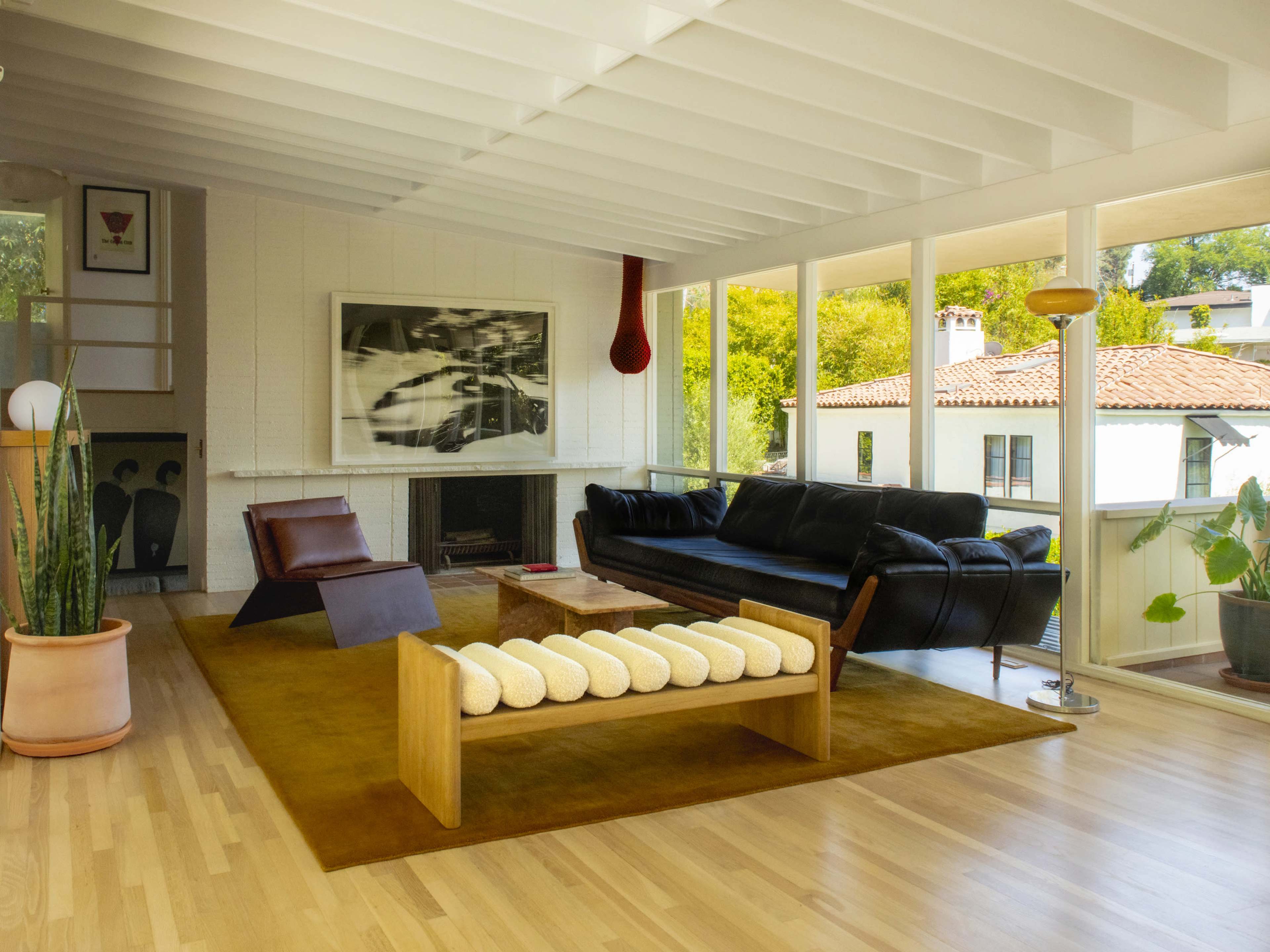 Mid Century Hills Home with lots of natural light in the Hollywood hills Image in Central LA, LOS ANGELES, CA