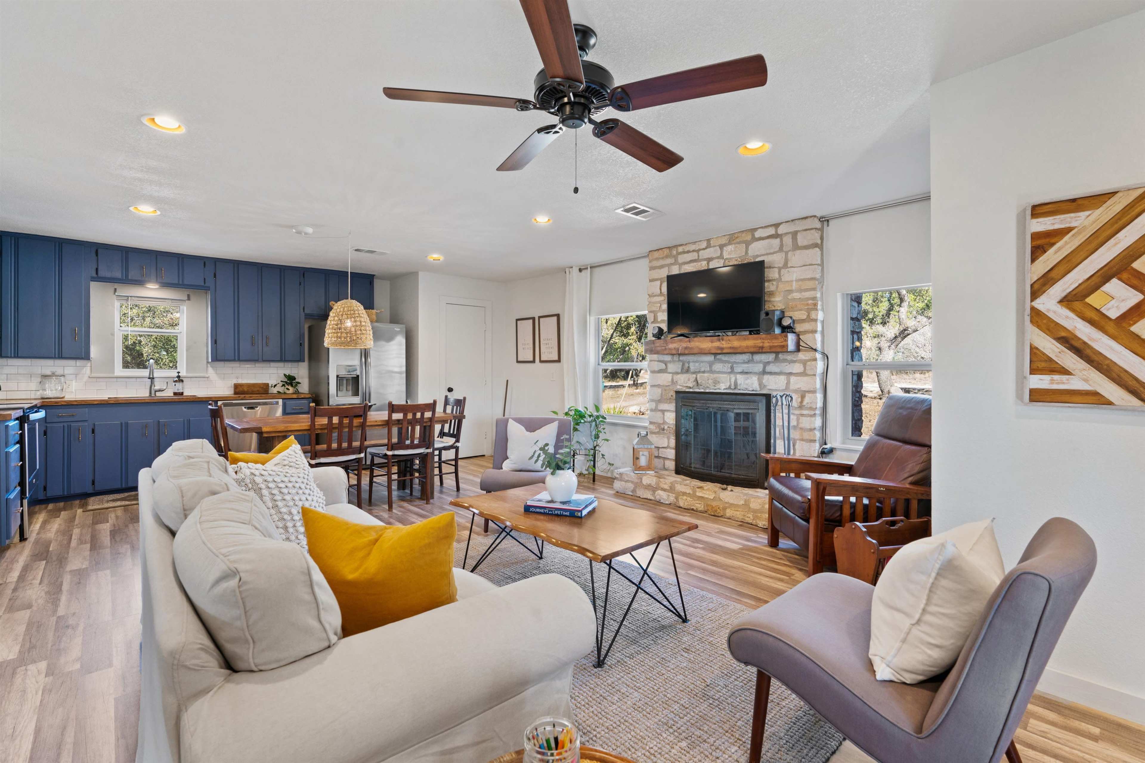 Beautiful cottage in the hill country; multi-acre property perfect for wedding showers, team meets & more! Image in Flat Creek, marble falls, TX
