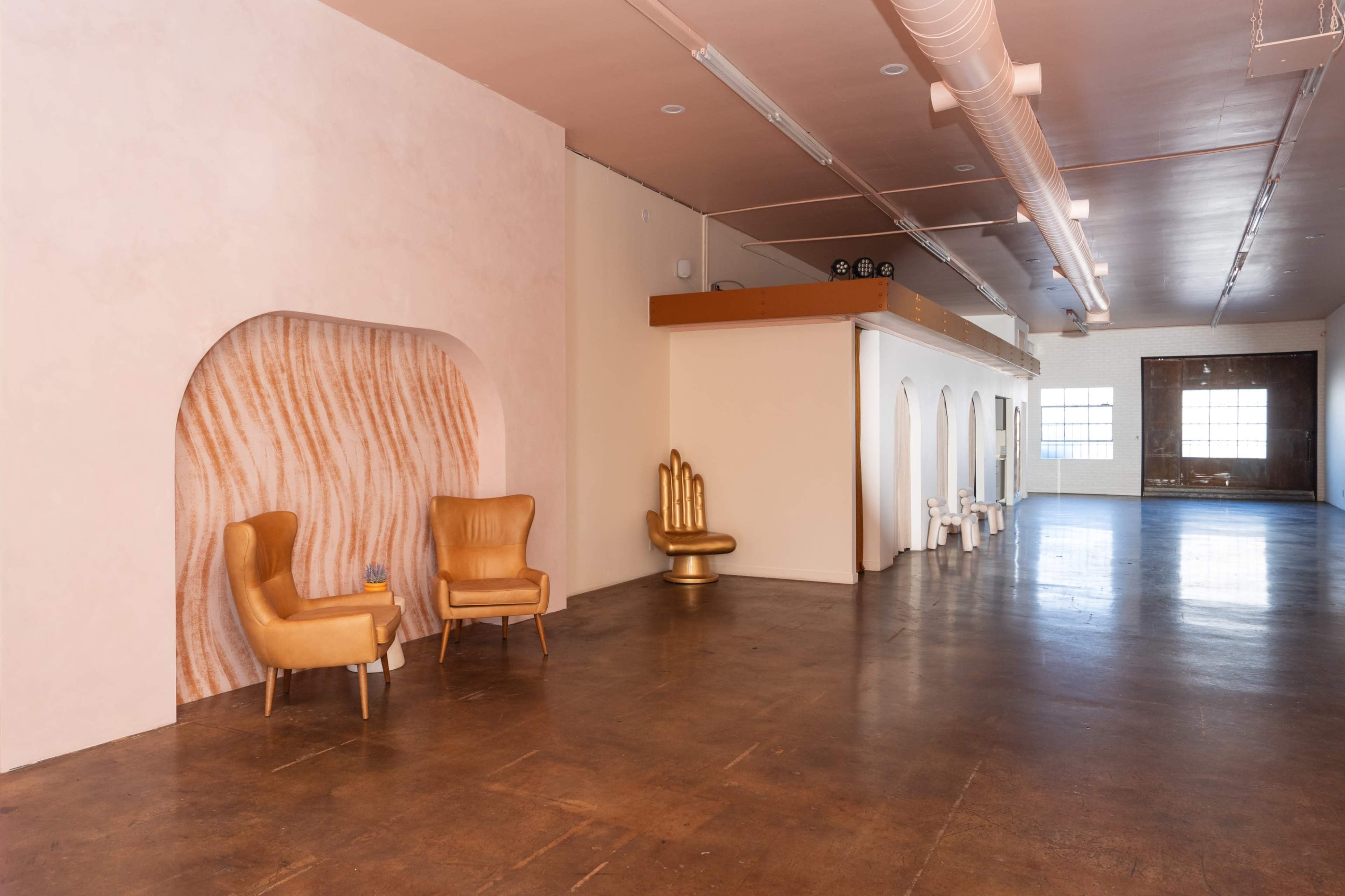 Spacious Flexible Storefront Image in Magnolia Park, Burbank, CA