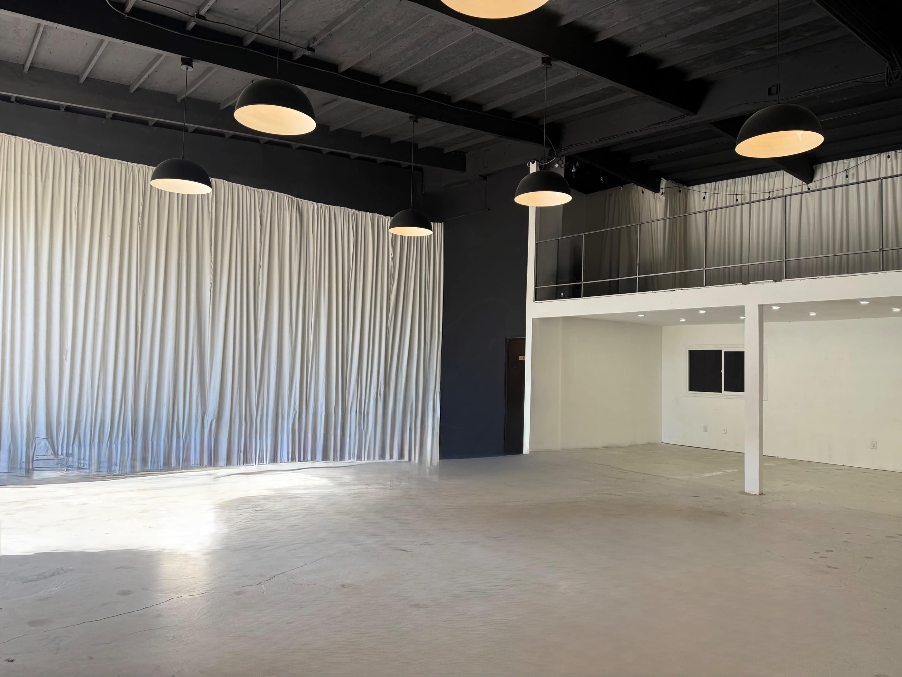 Versatile Studio Space for Dance, Fitness, Yoga & Wellness Classes in Burbank! Image in Burbank, Burbank, CA