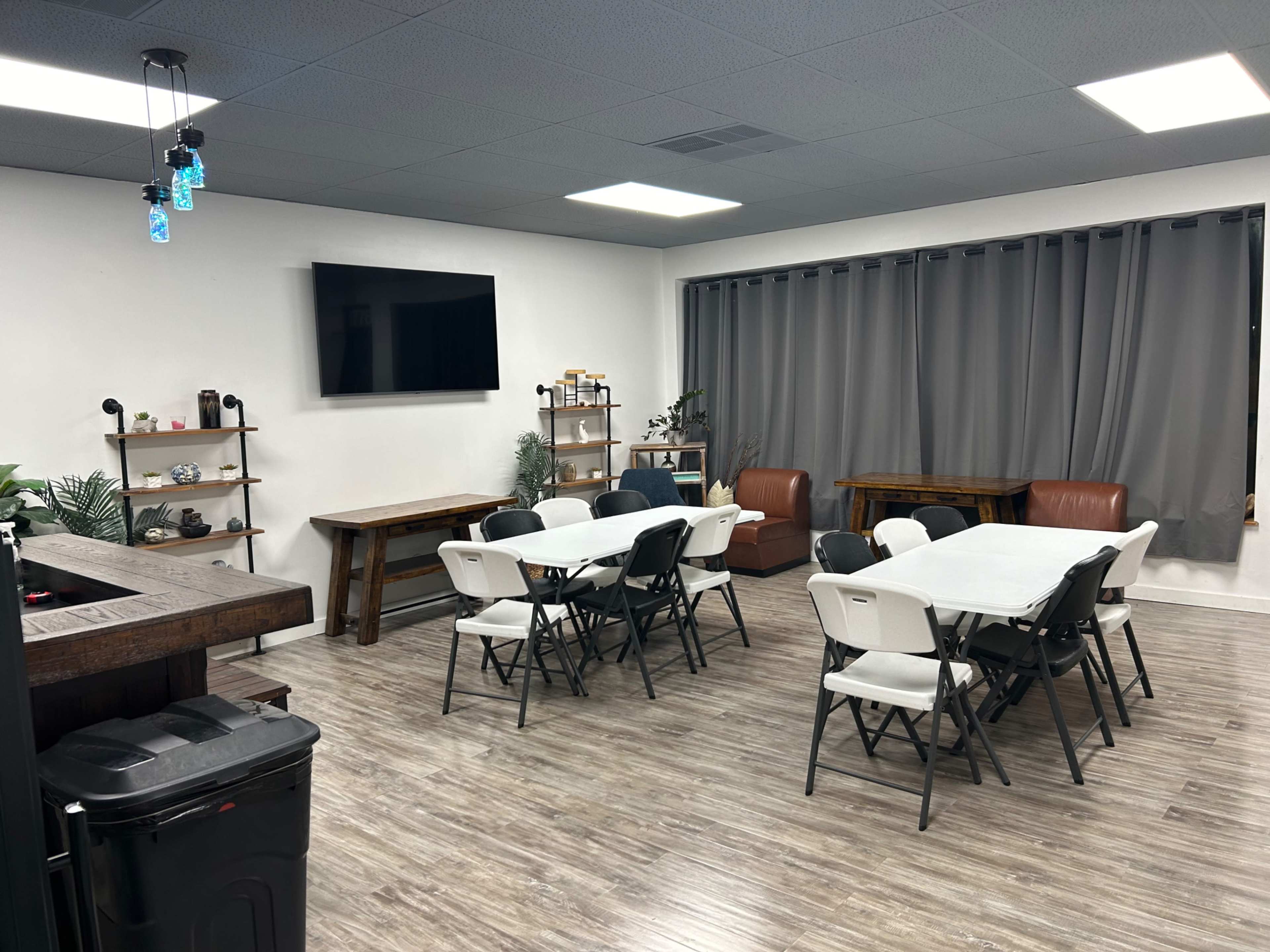 Entertainment Party Venue Image in Lenexa, Lenexa, KS