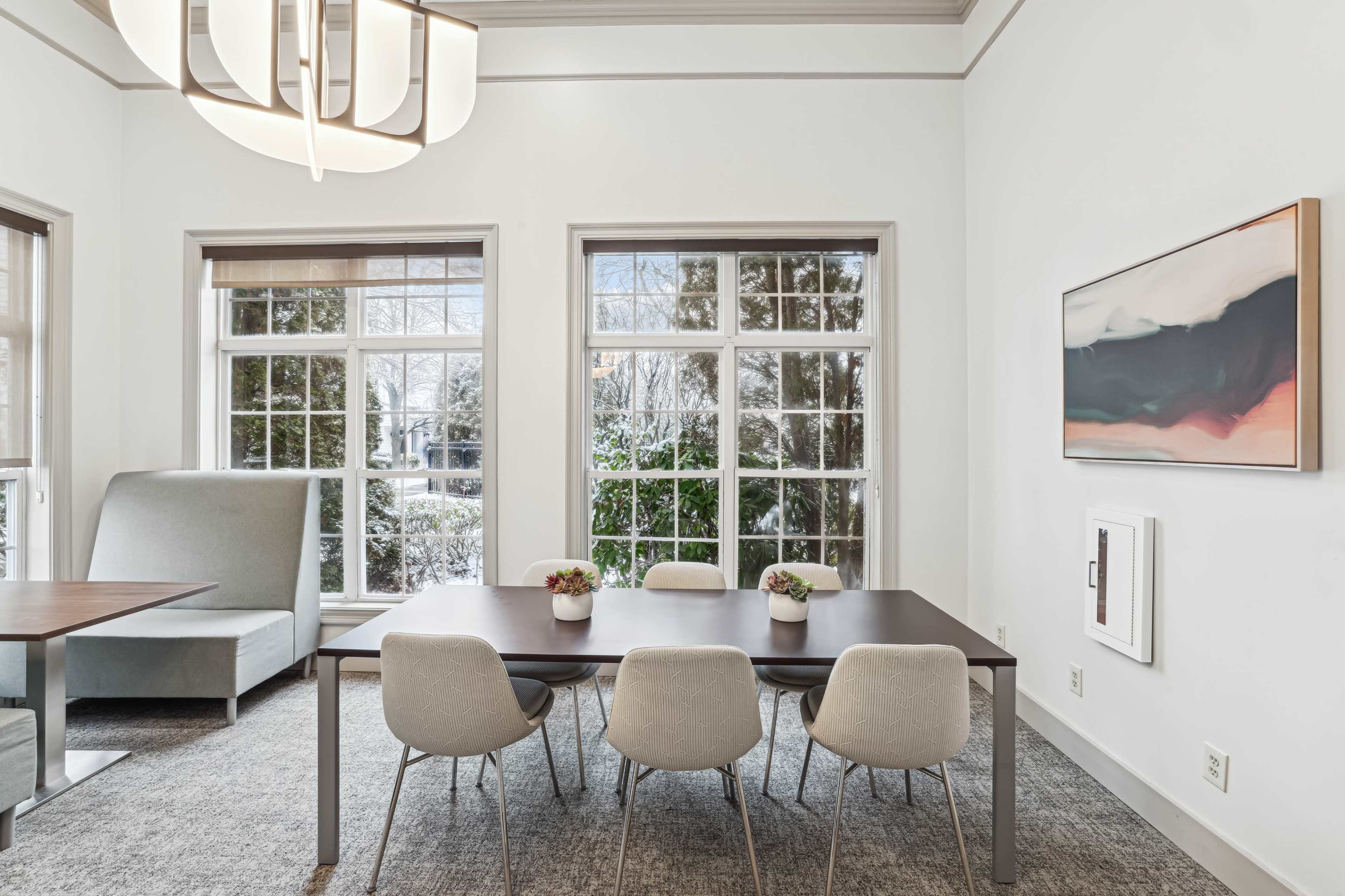 Wifi lounge with plenty of natural light! Image in Huntington, Melville, NY