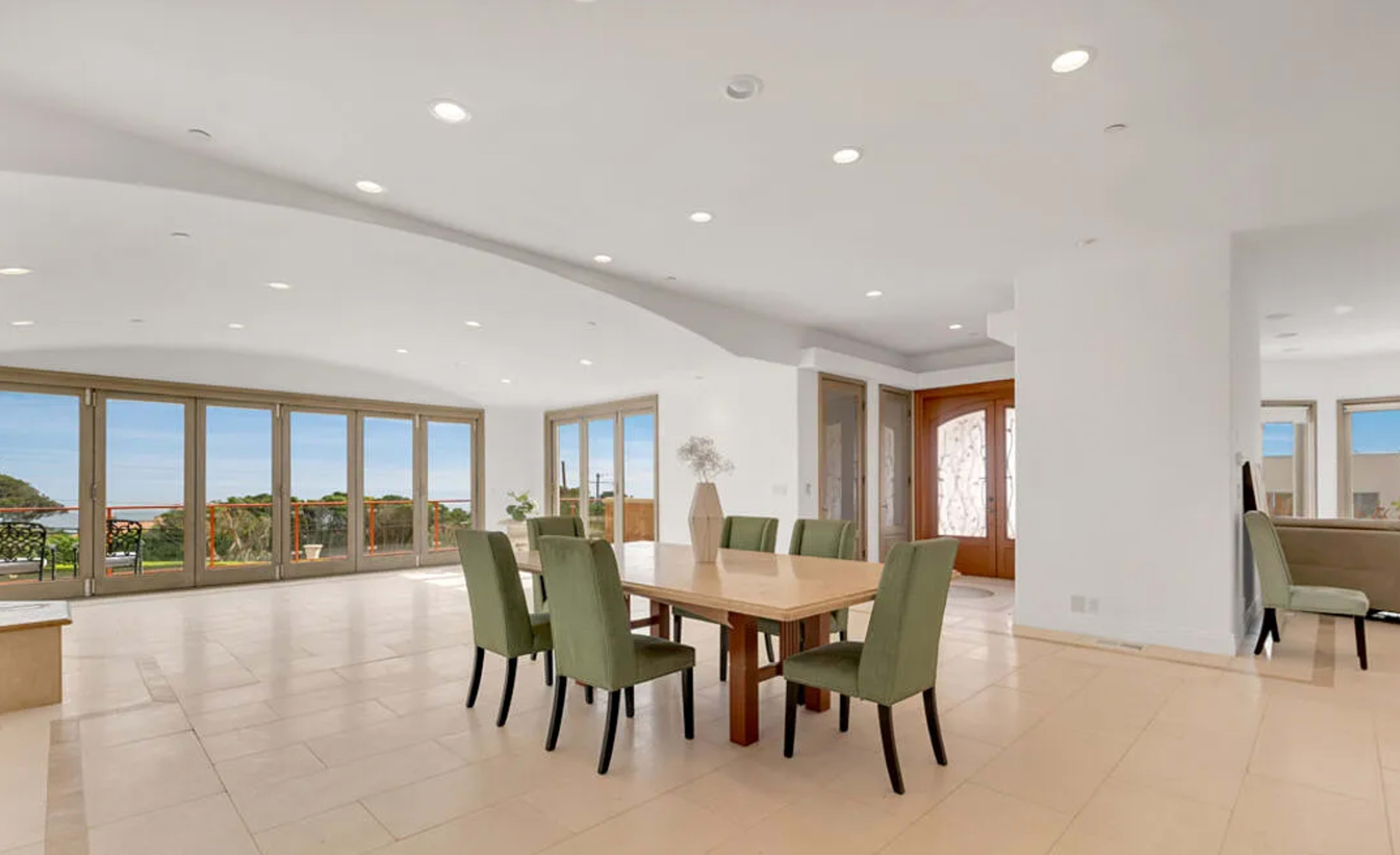 Large Malibu Villa Perfect for Filming Image in Western Malibu, Malibu, CA