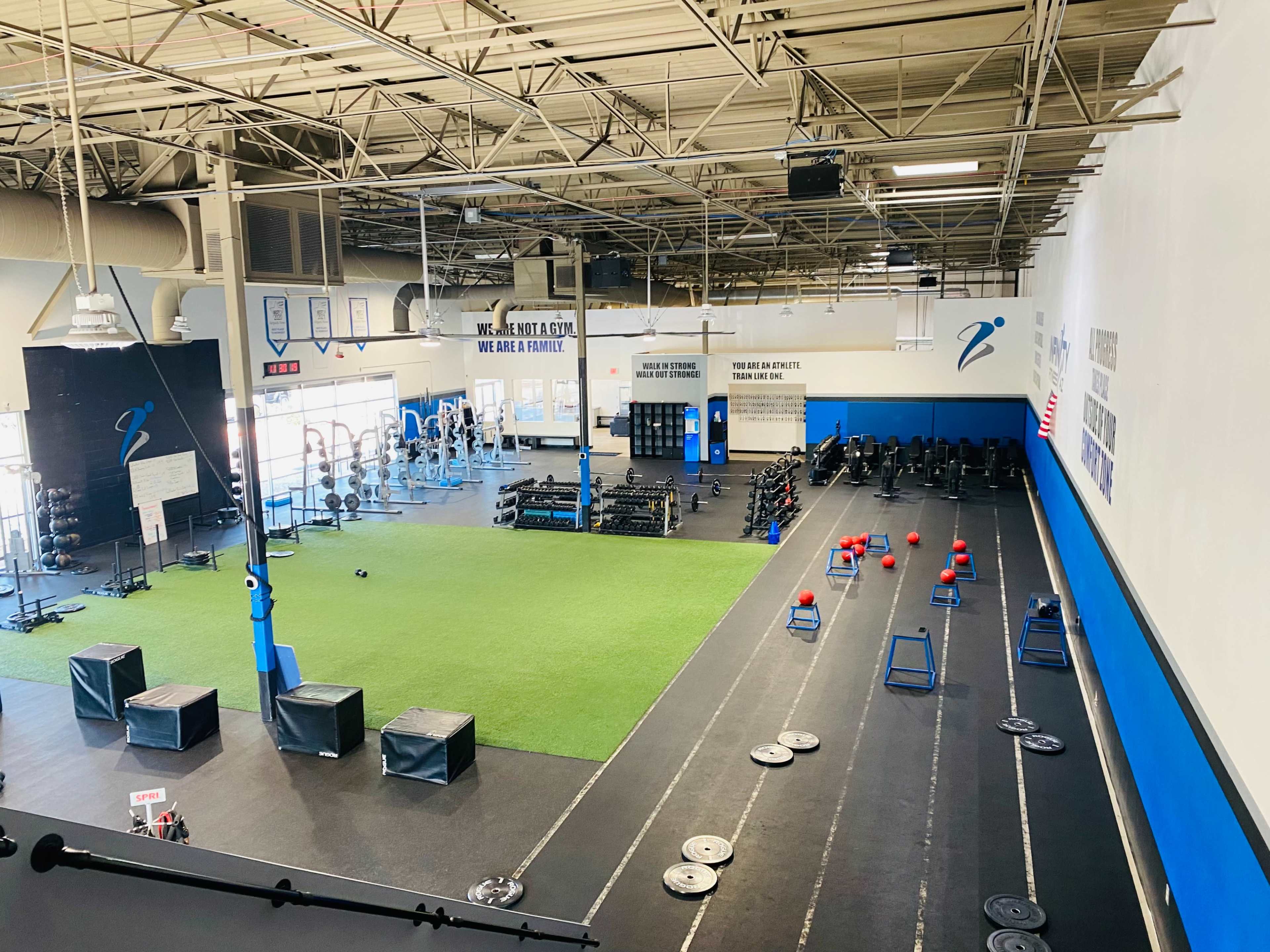 Exclusive High-Performance Training Space: Fully Equipped and Prime Location Image in Northsight, Scottsdale, AZ