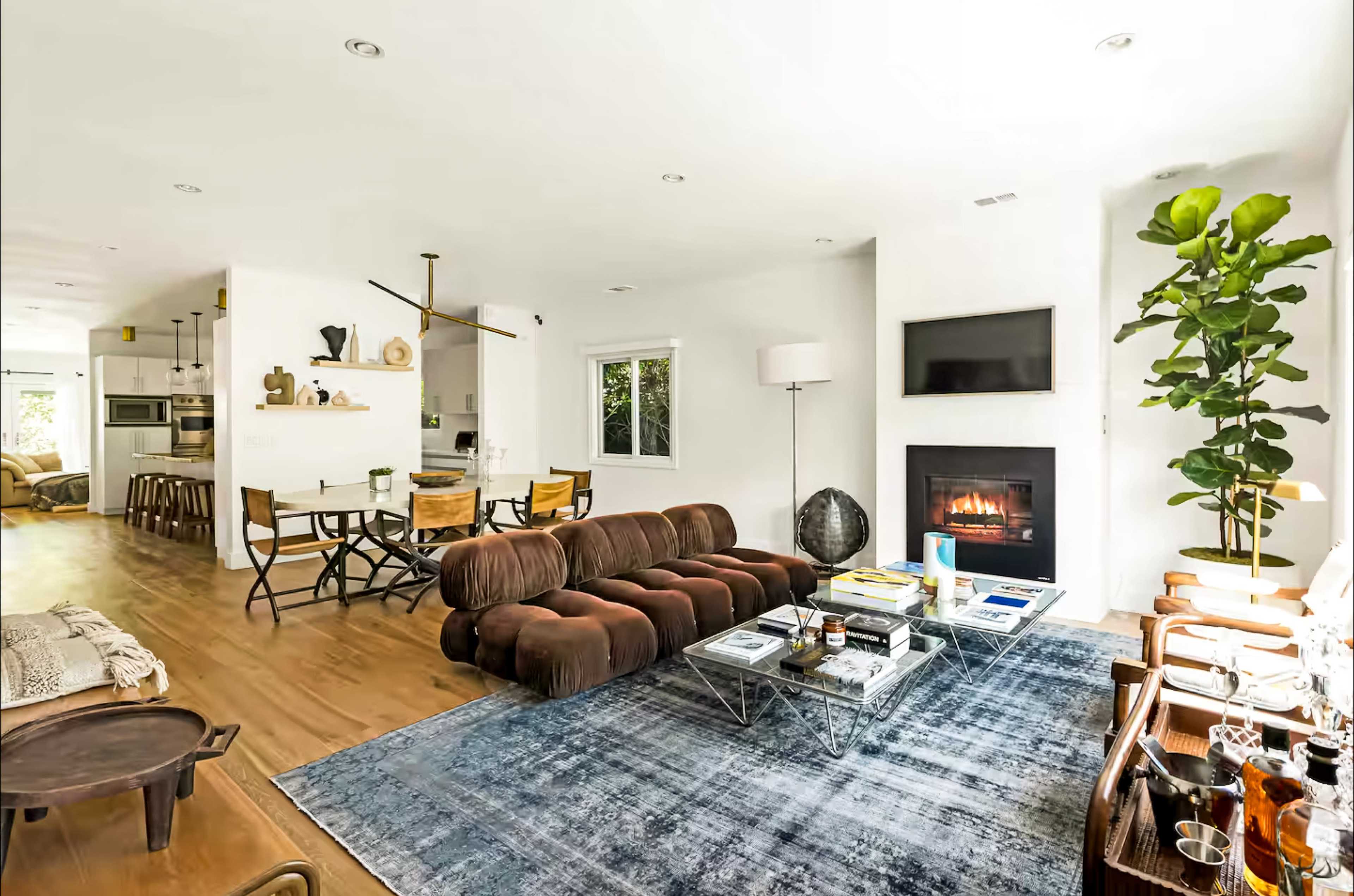 Luxury Locations | Contemporary Home with Neutral Tones & Spacious ...