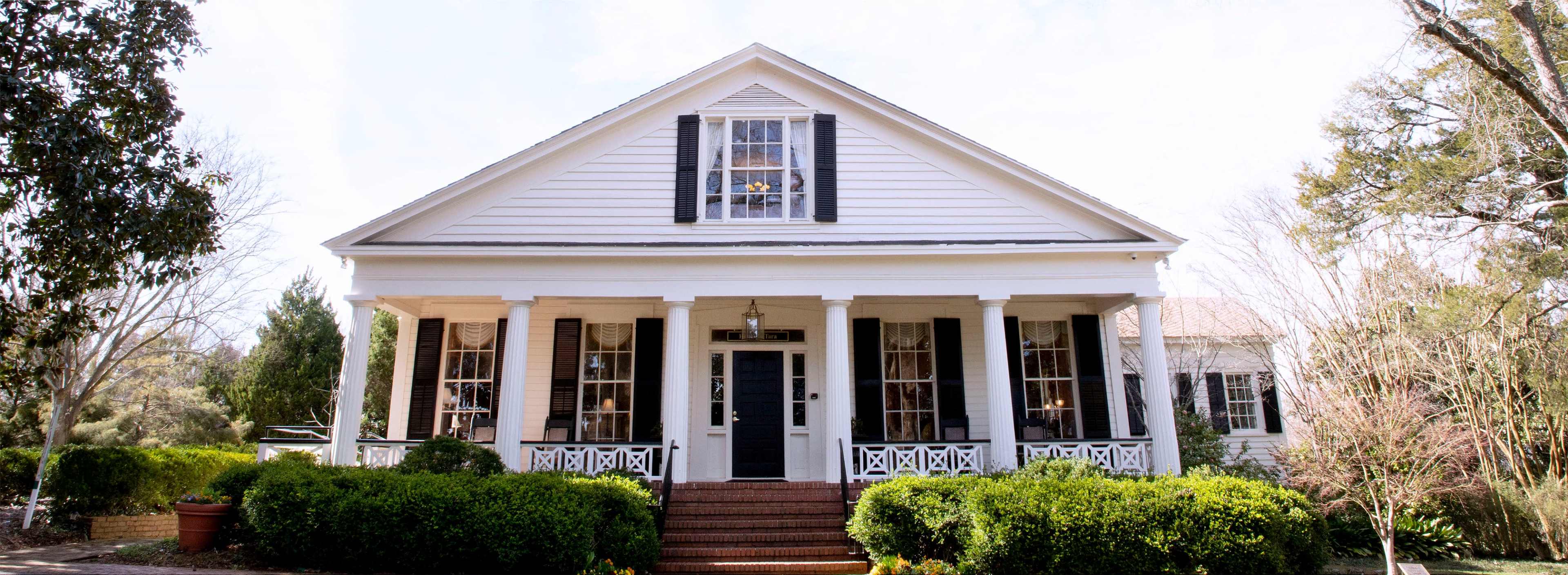 Historic Gardens close to Marietta Square Image in Marietta, Marietta, GA