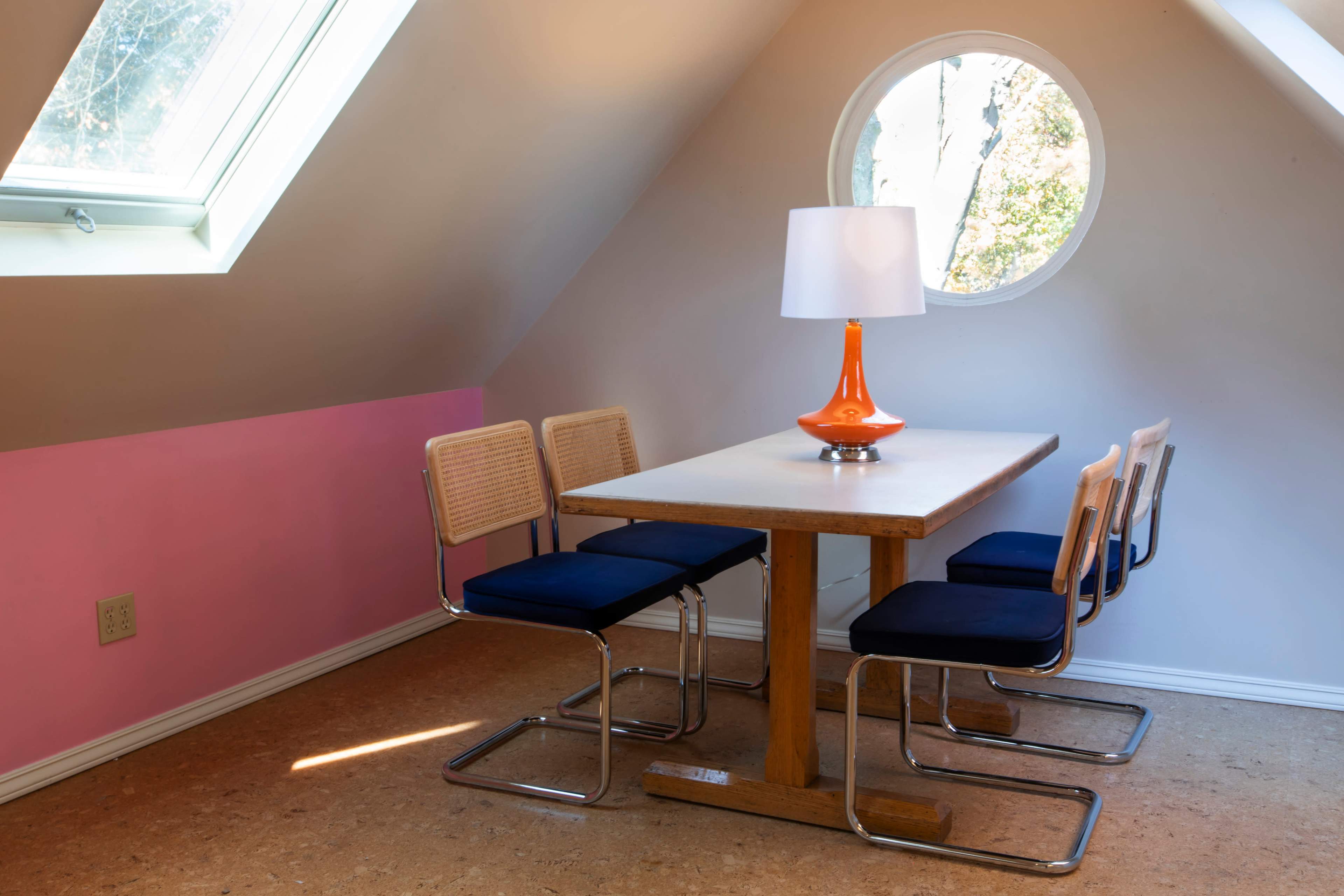 Private Room in Adorable Bookstore Image in Fremont, Seattle, WA