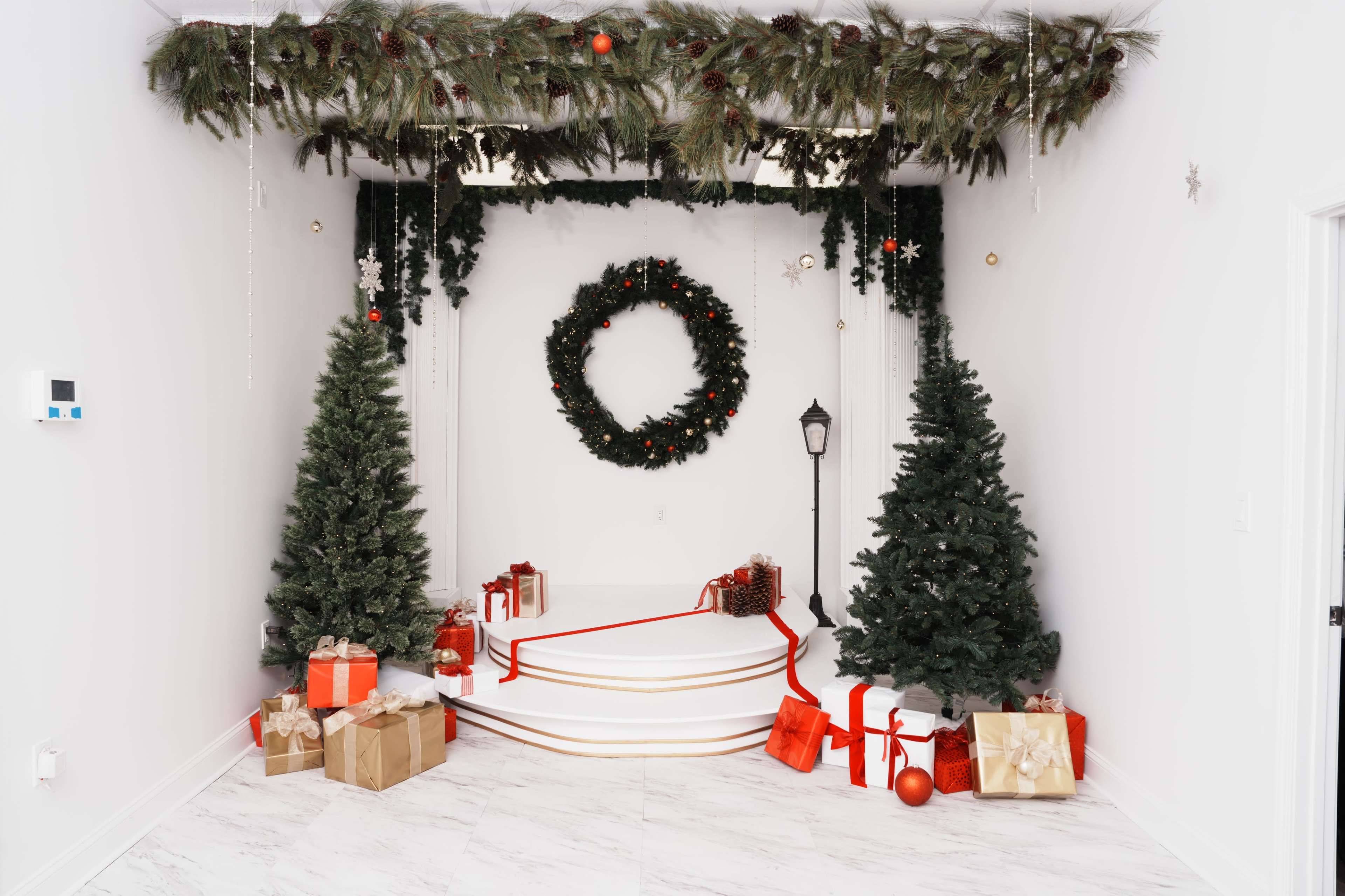 Modern Christmas Set Image in Gwinnett Village, Norcross, GA