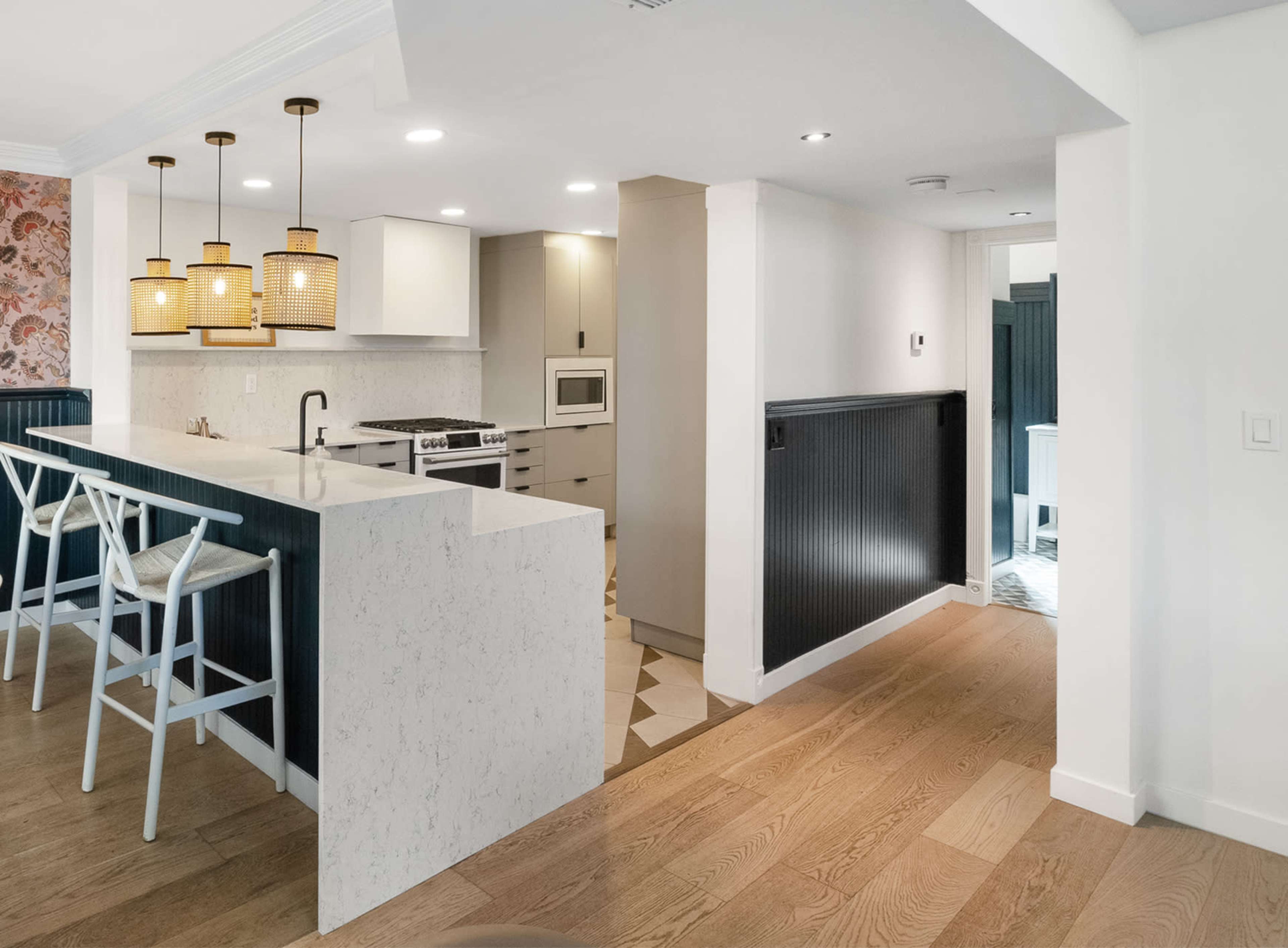 Modern Designer Townhome w/ Natural Light + Scenic Views Image in Vista, Vista, CA