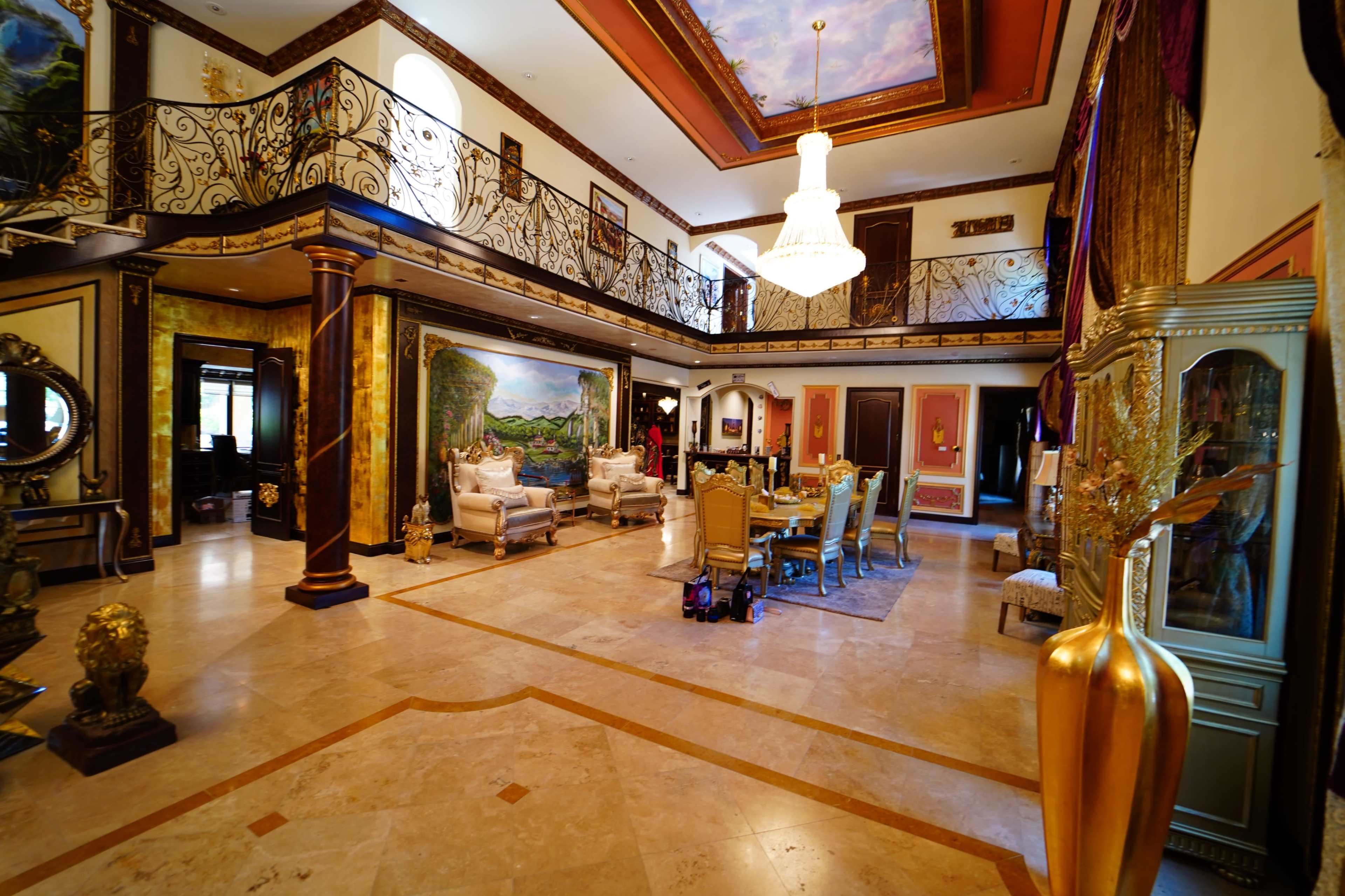 Luxury , mansion house , Los Angeles Woodland Hills /calabasses ,very unique design hand made paint ,golden luxury European atmosphere with unique wall  and ceiling paintings with artistic designs Image in Woodland Hills, Woodland Hills, CA