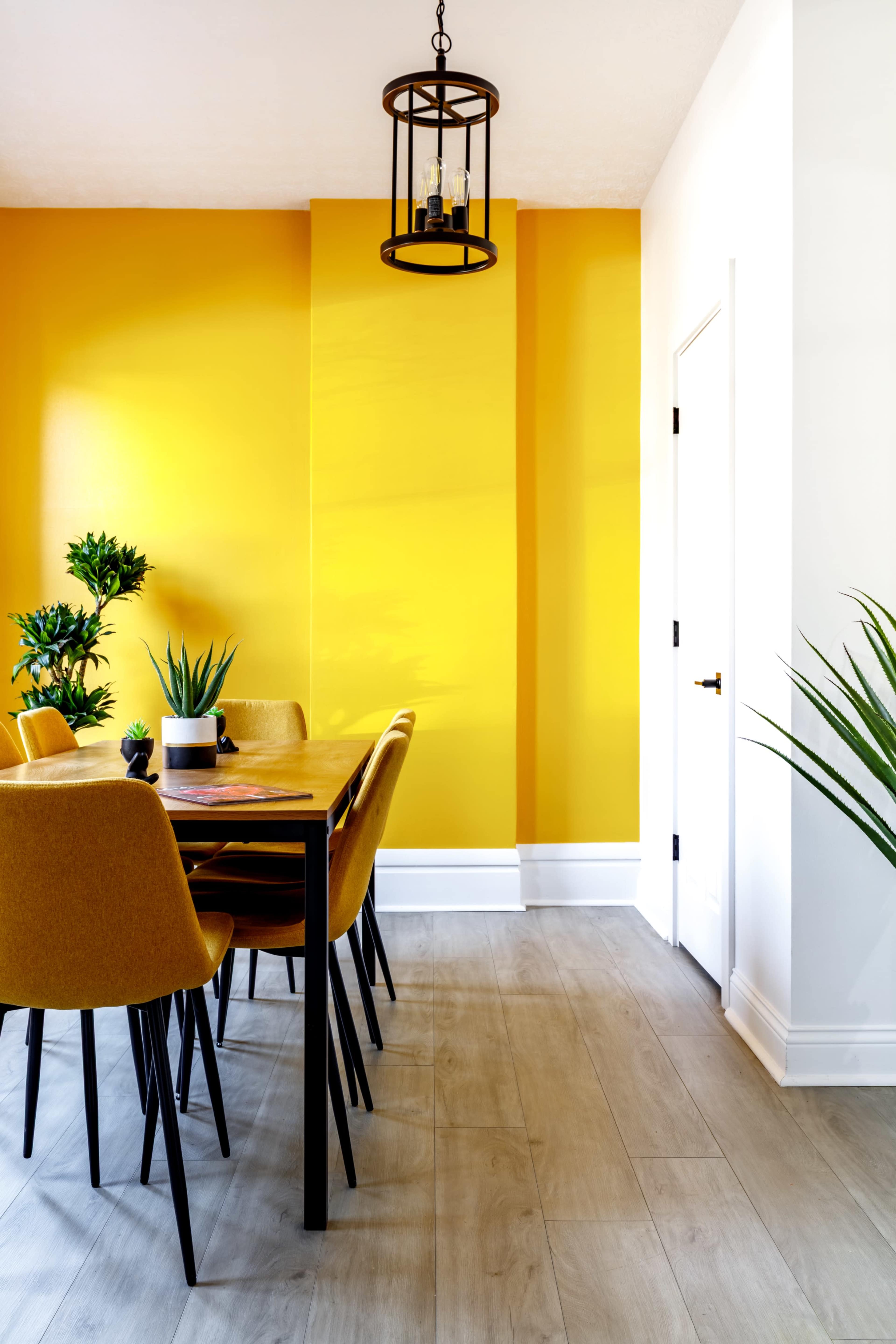 Casa Serena 🌿🐯 Convention - King Bed - Short North - Free Parking Image in Victorian Village, Columbus, OH