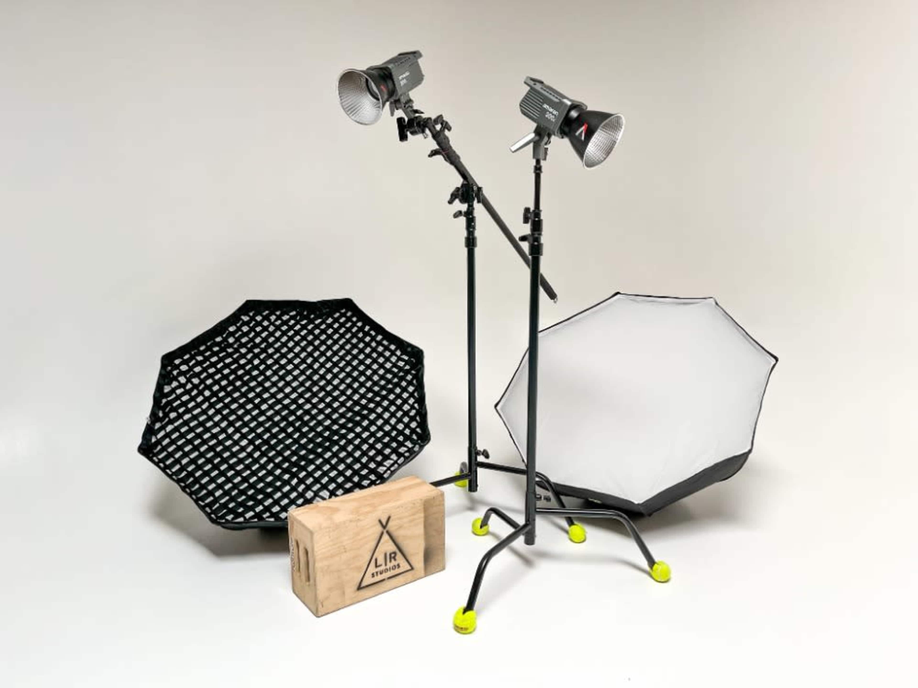 Aputure LED Lighting Kit