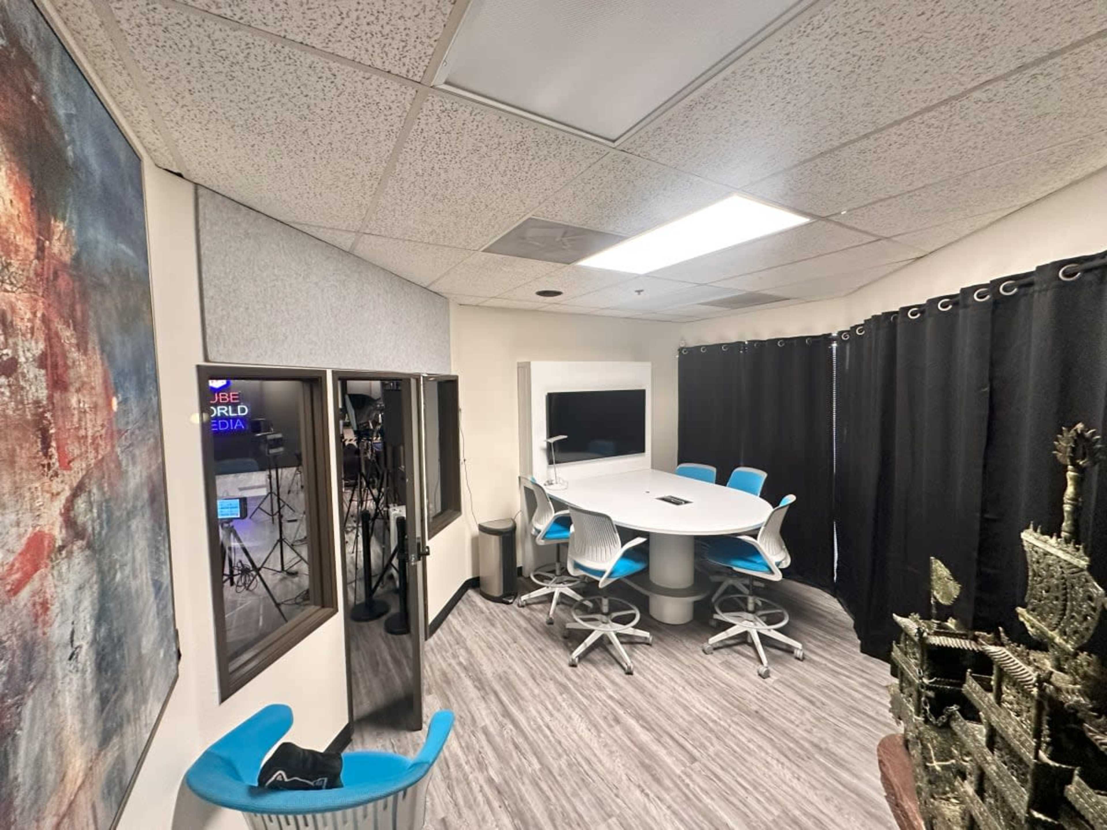 Modern Content and Event Studio Image in Huntington Beach, Huntington Beach, CA