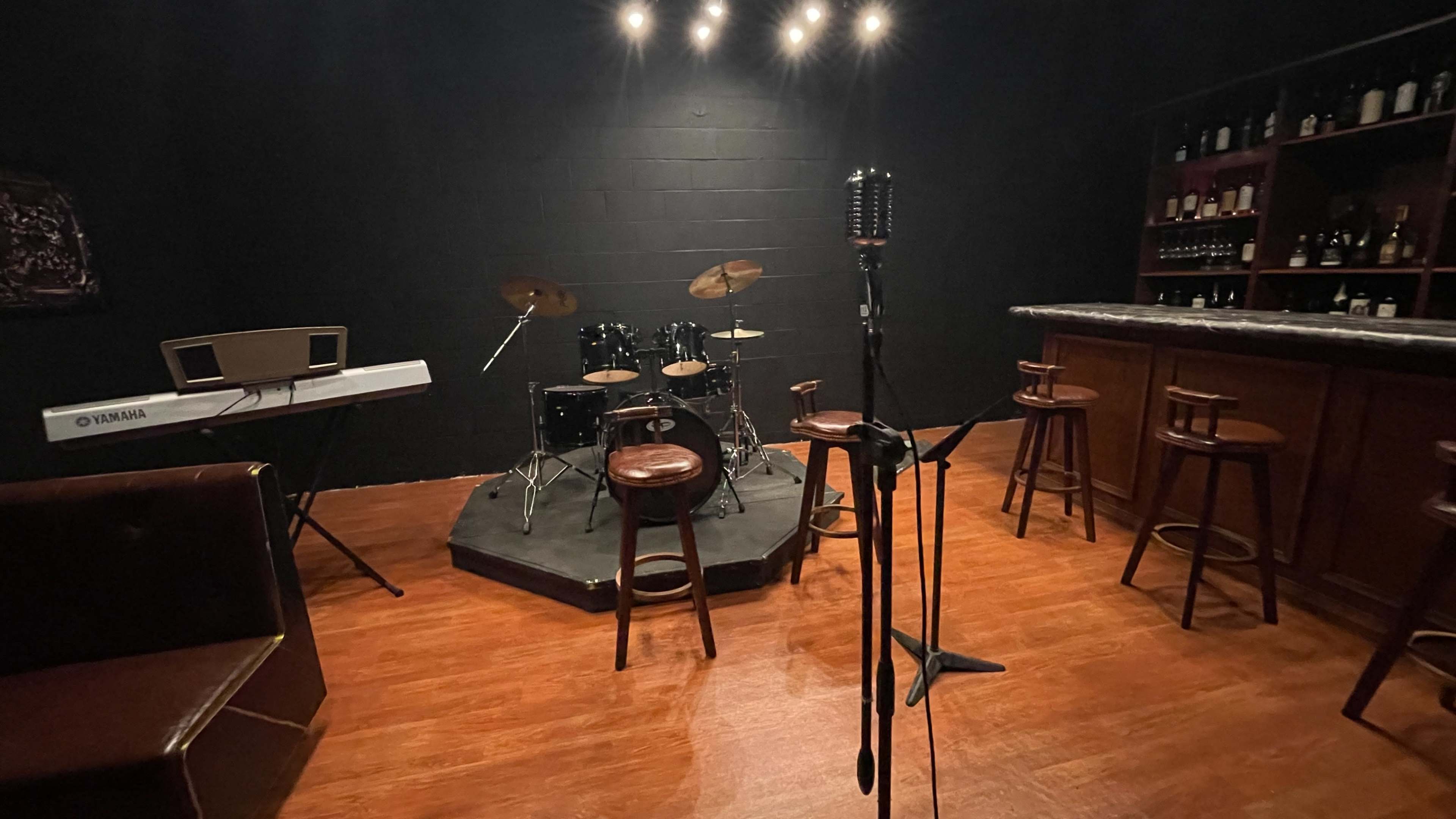 Live music bar set Image in El Monte, El Monte, CA