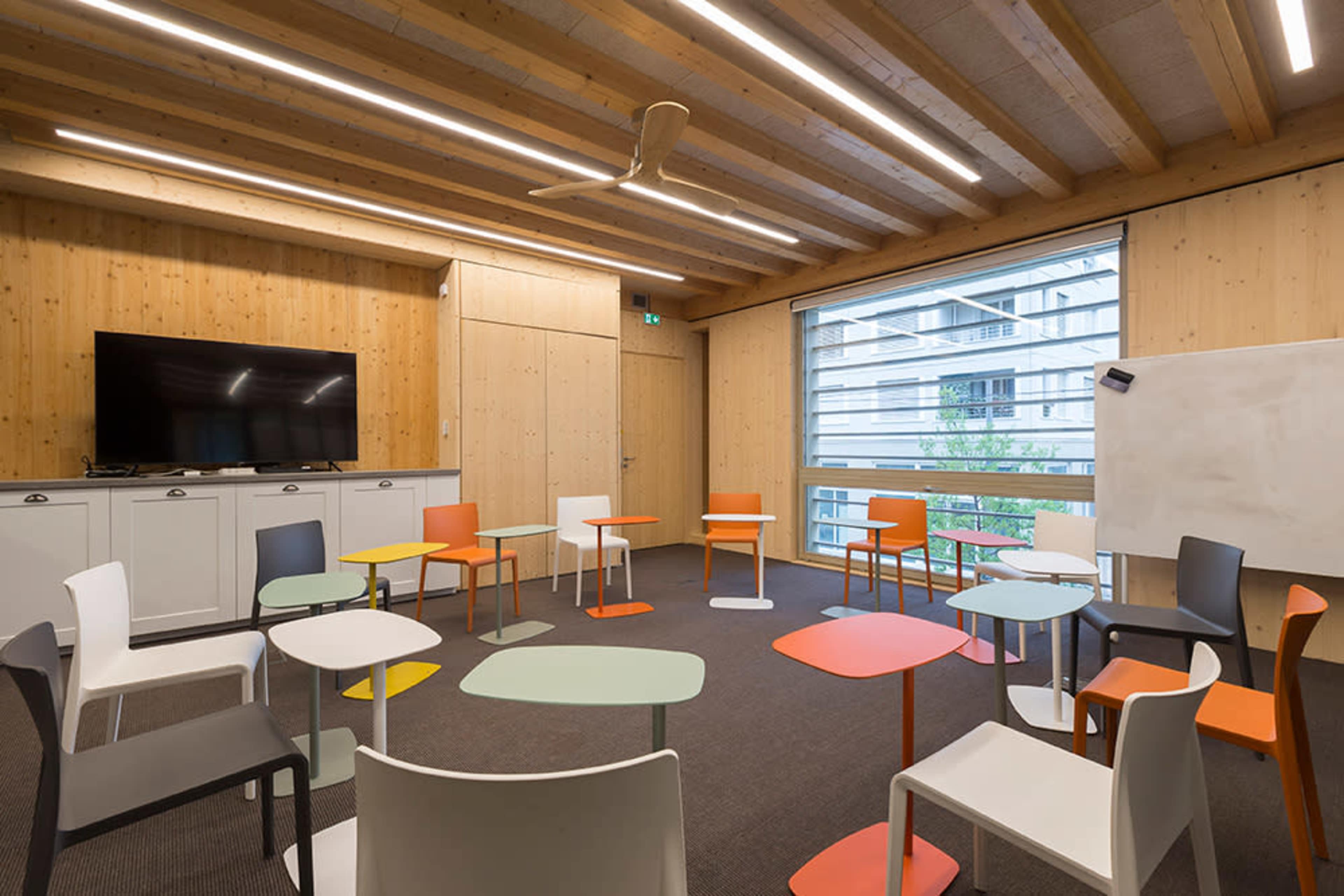 Salles de 36m² dans bâtiment éco-responsable au cœur de Confluence Image dans La Confluence, Lyon, 