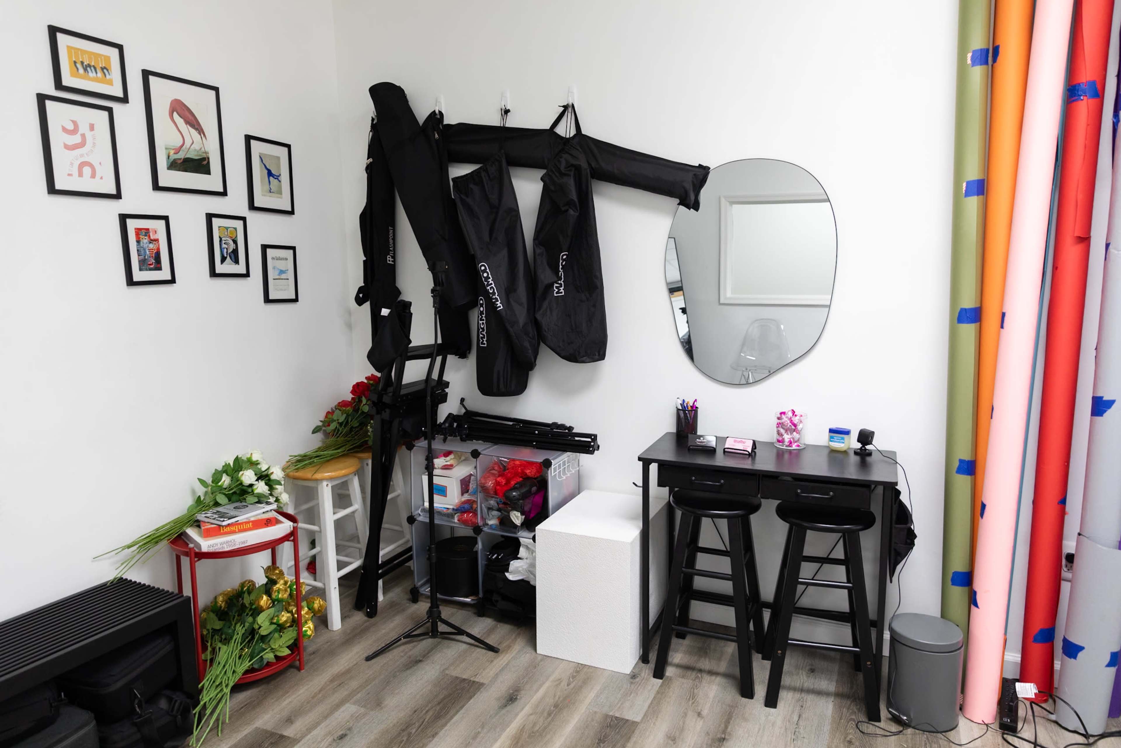 Fully Equipped Studio for Photography, Video, and Content Creation in Alexandria, VA Image in Lincolnia, Alexandria, VA
