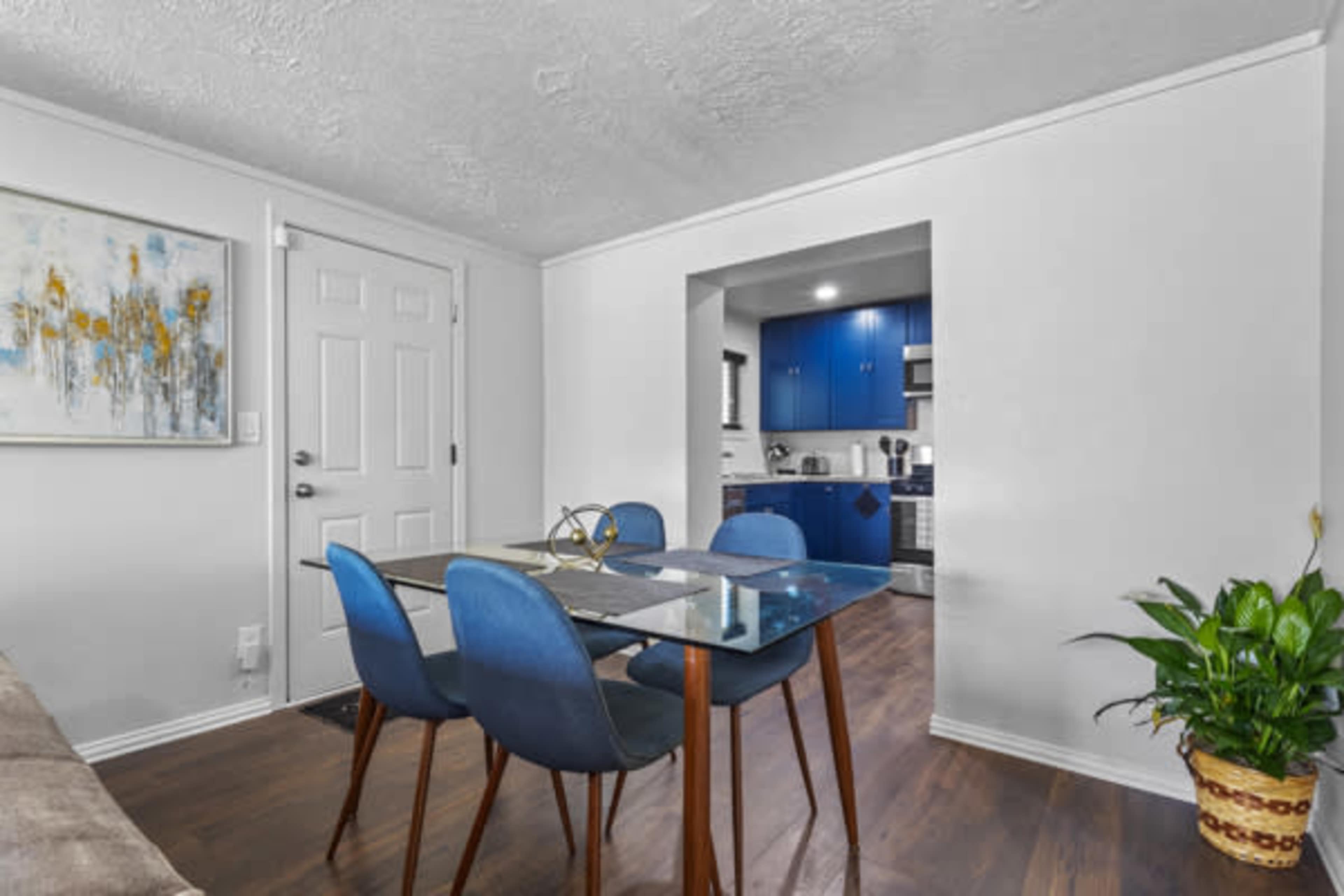 5BR Urban Oasis near Downtown Dallas with conference table and balcony Image in South Dallas, Dallas, TX