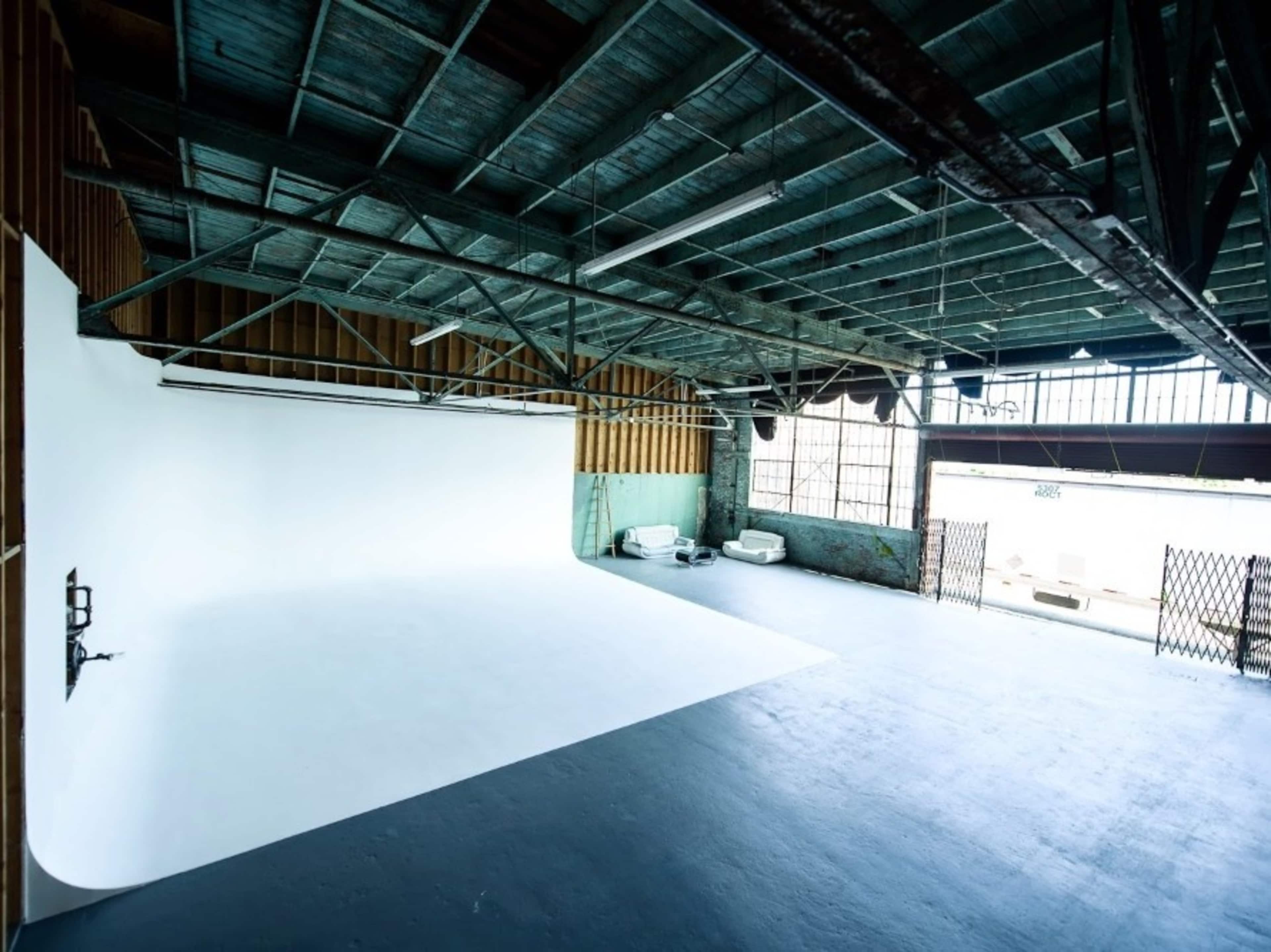 Cyc Stage