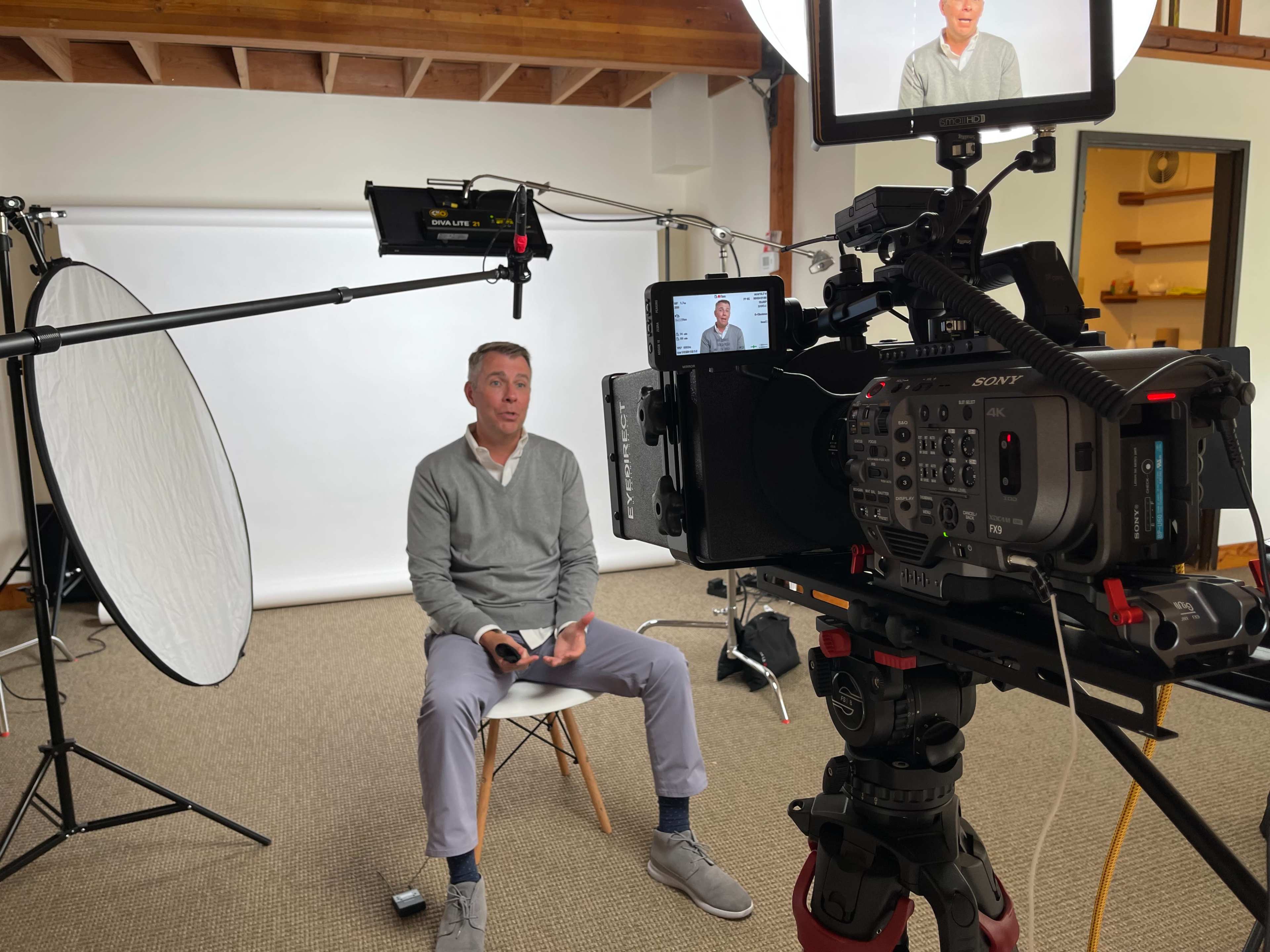 Spacious film studio – cameras, lights, equipment available Image in Southwest Berkeley, Berkeley, CA