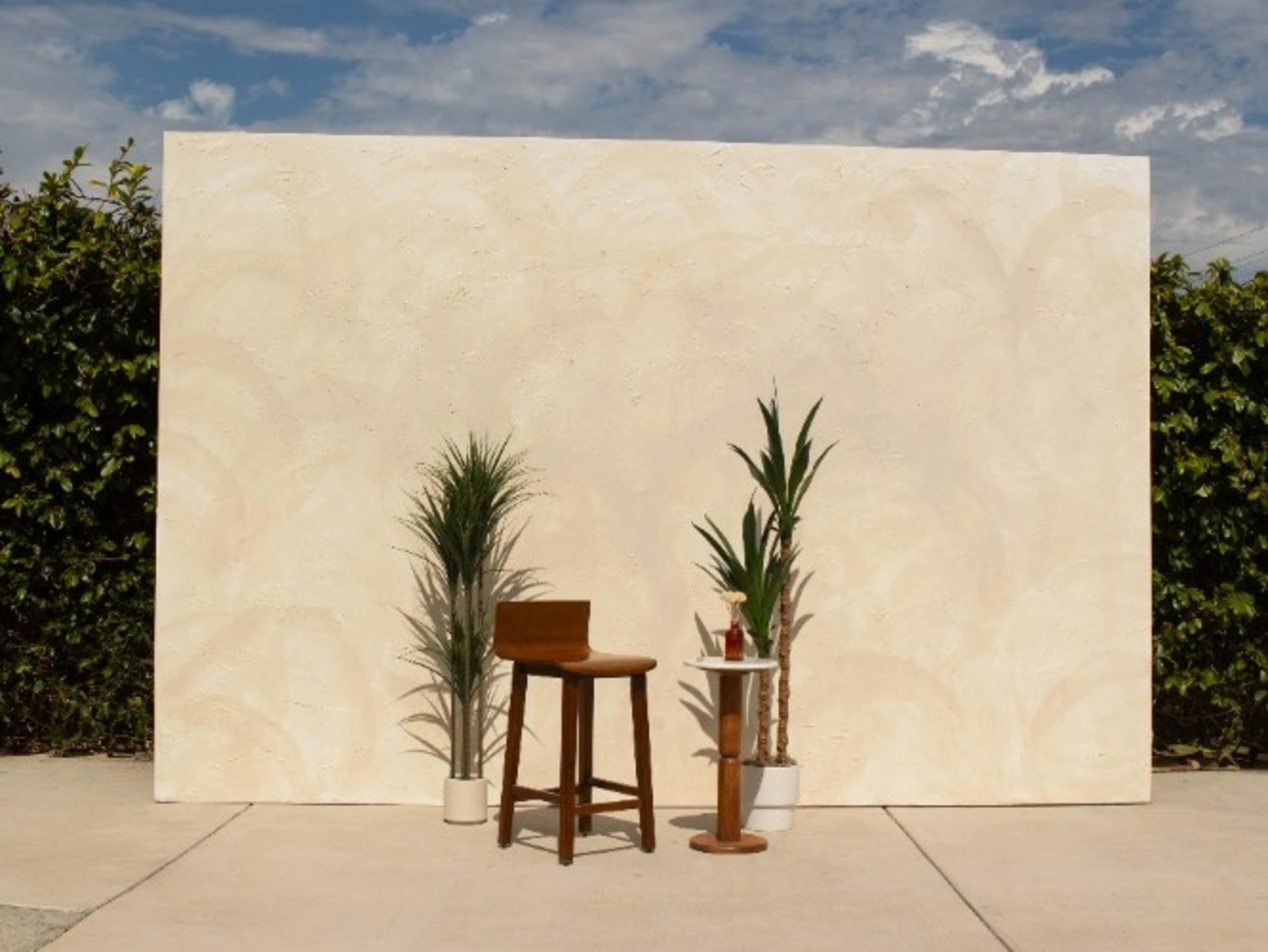 Movable Textured Wall