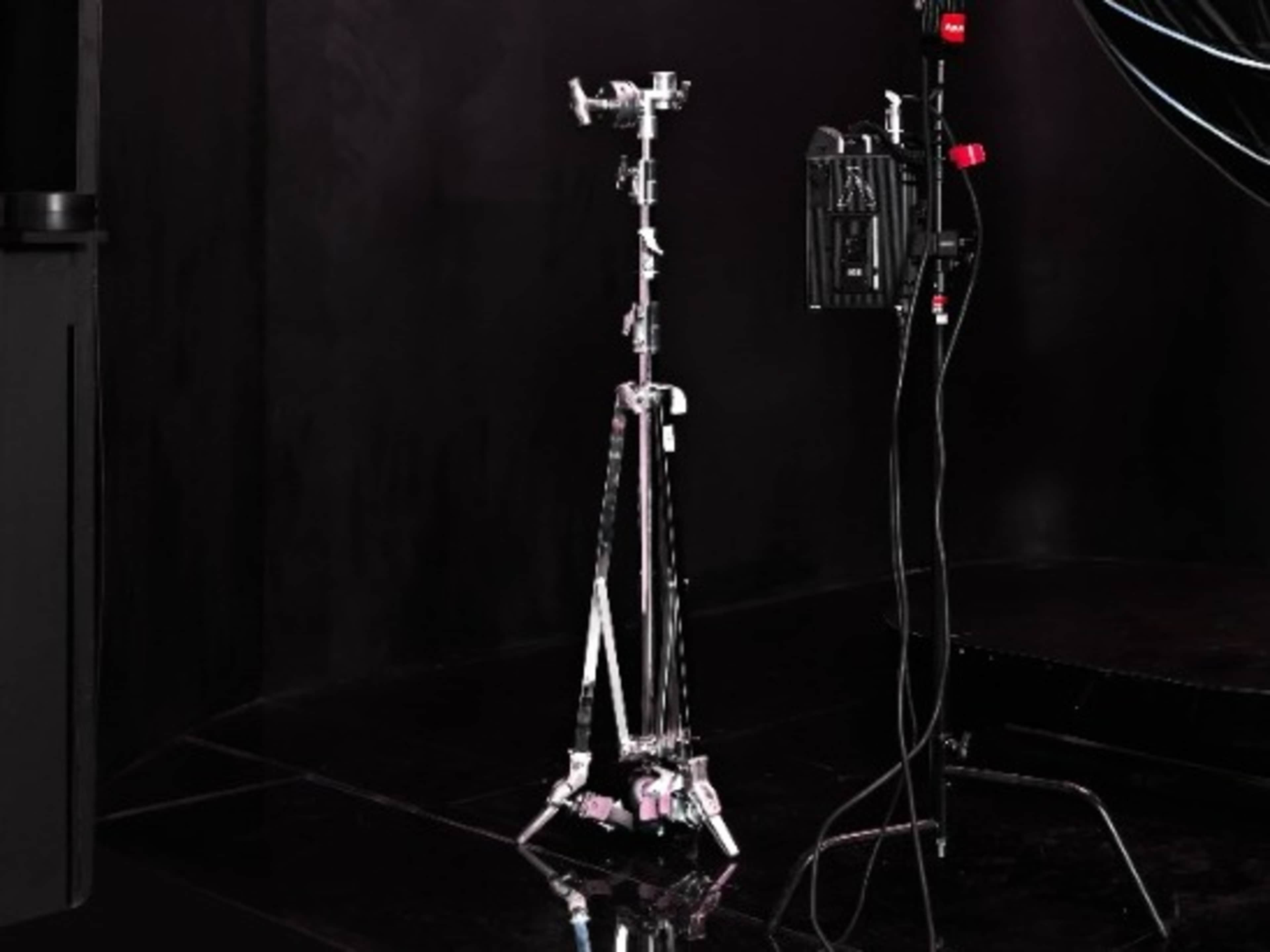 MED Overhead Rolling Stand 