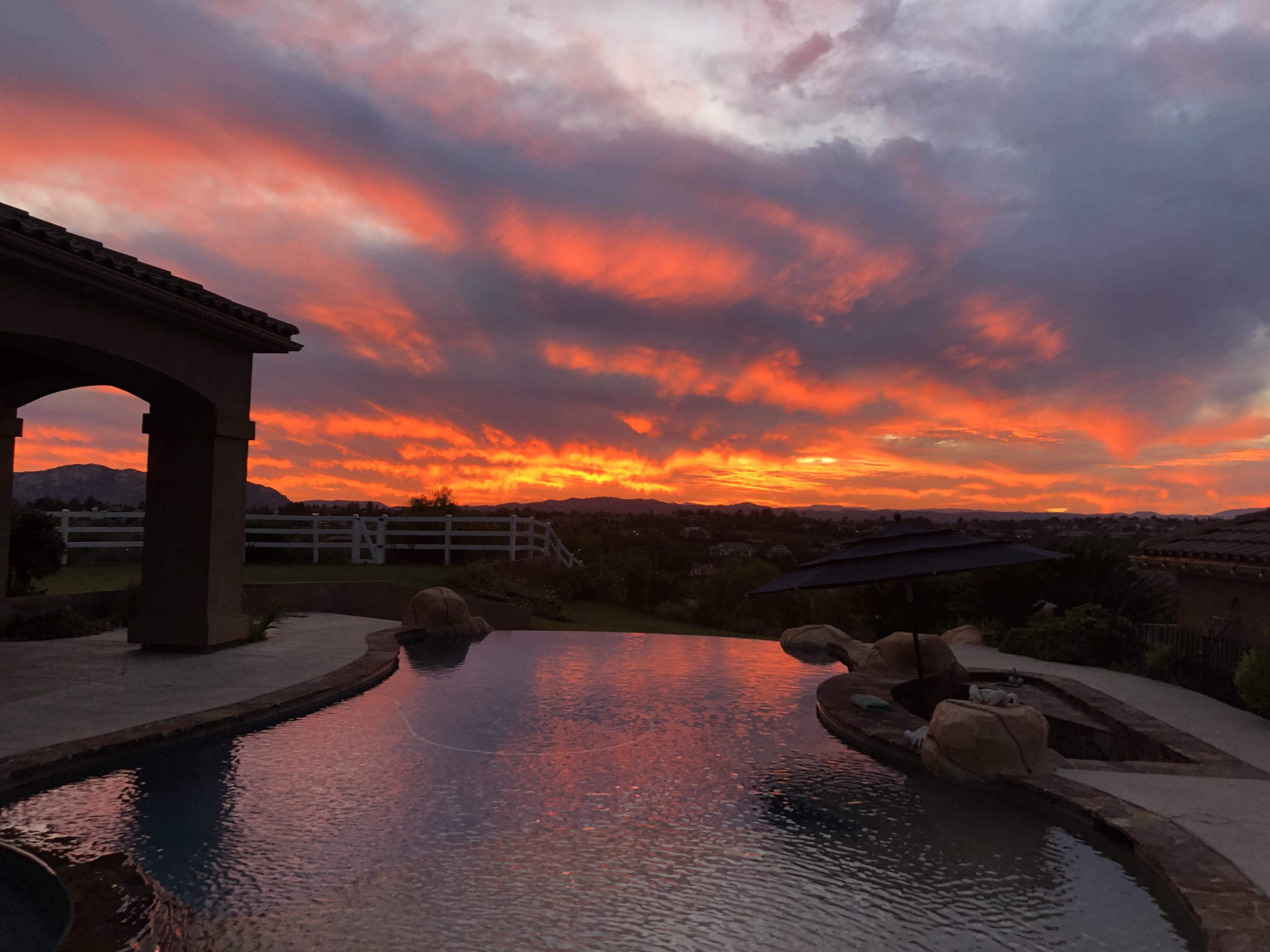 Stunning Sunset Views on Luxury Estate in the Heart of Wine Country Image in , TEMECULA, CA