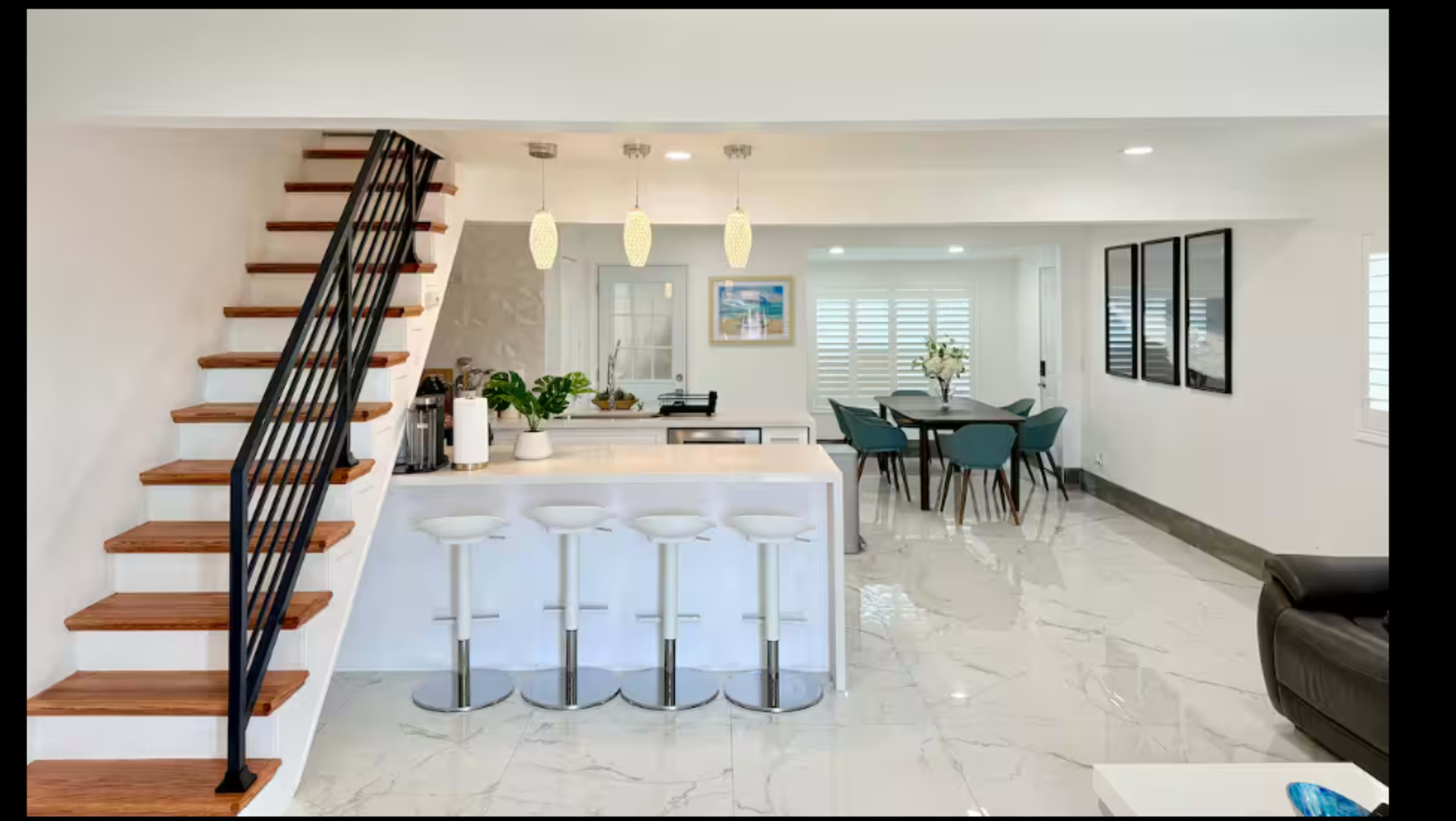 Modern California Residence with Open Flow, Natural Light Image in Midway City, Midway City, CA