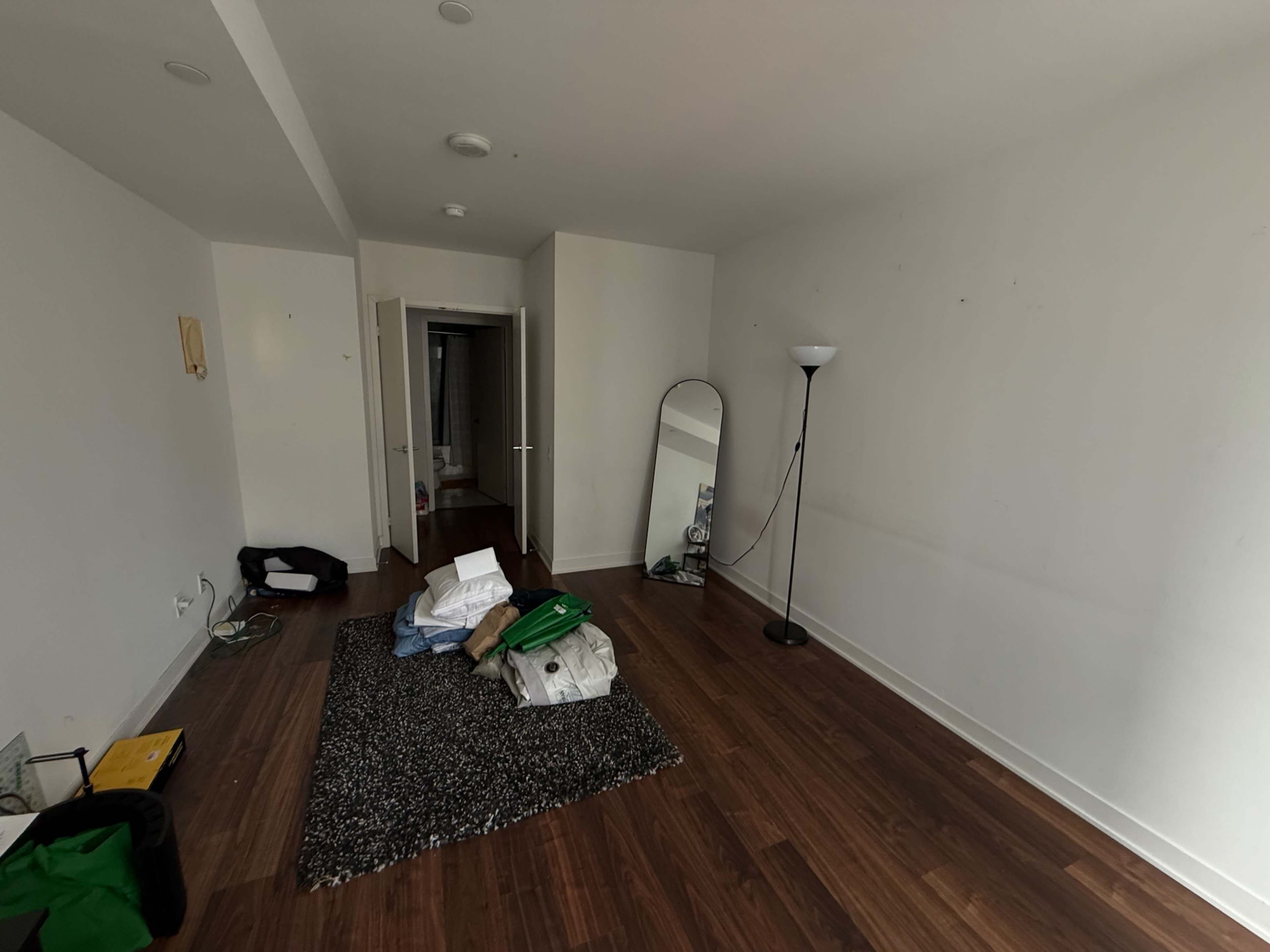 Downtown Condo Studio Image in Downtown Toronto, Toronto, ON