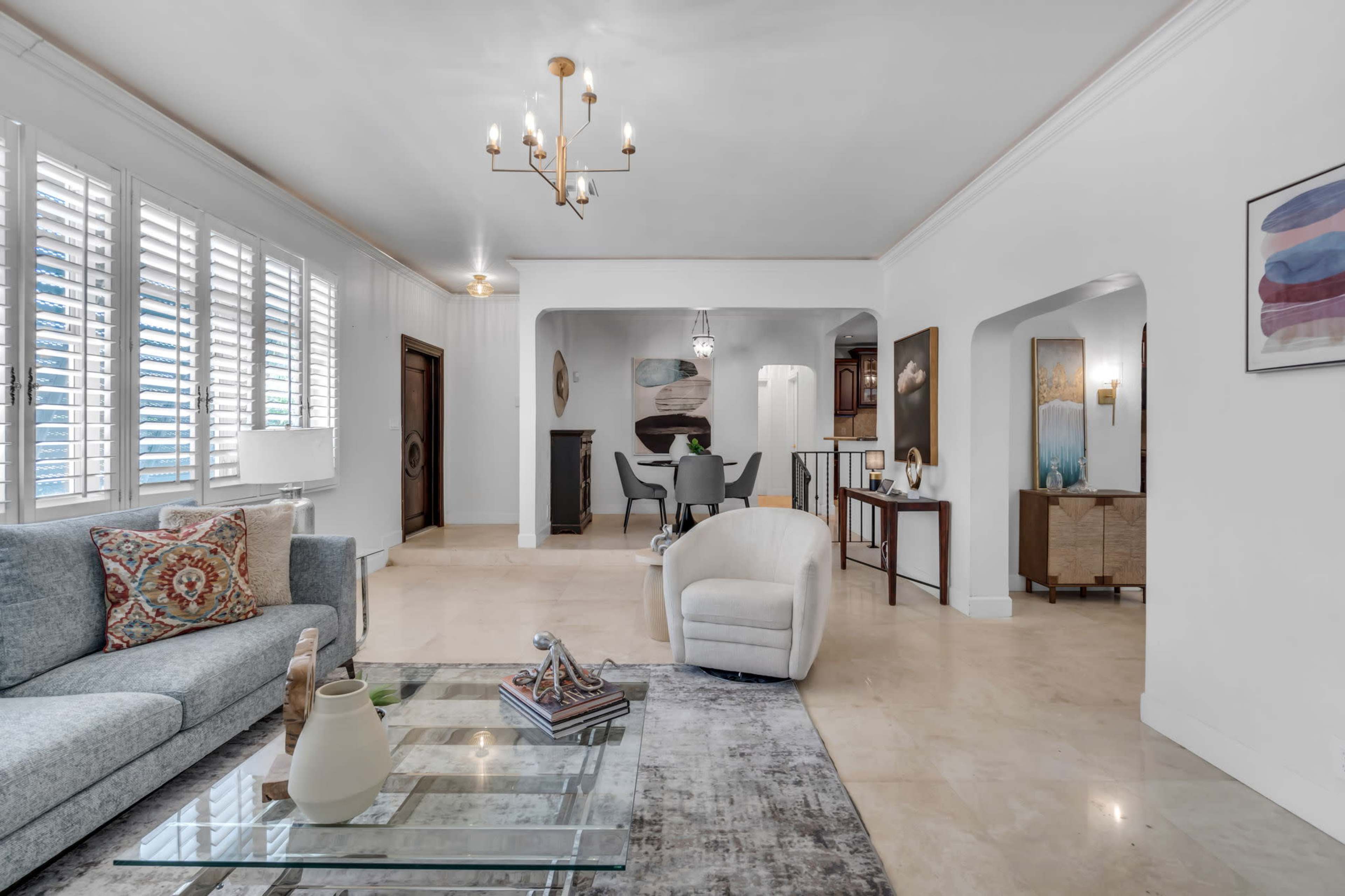 Victoria Park Home with Pool Image in East Fort Lauderdale, FORT LAUDERDALE, FL