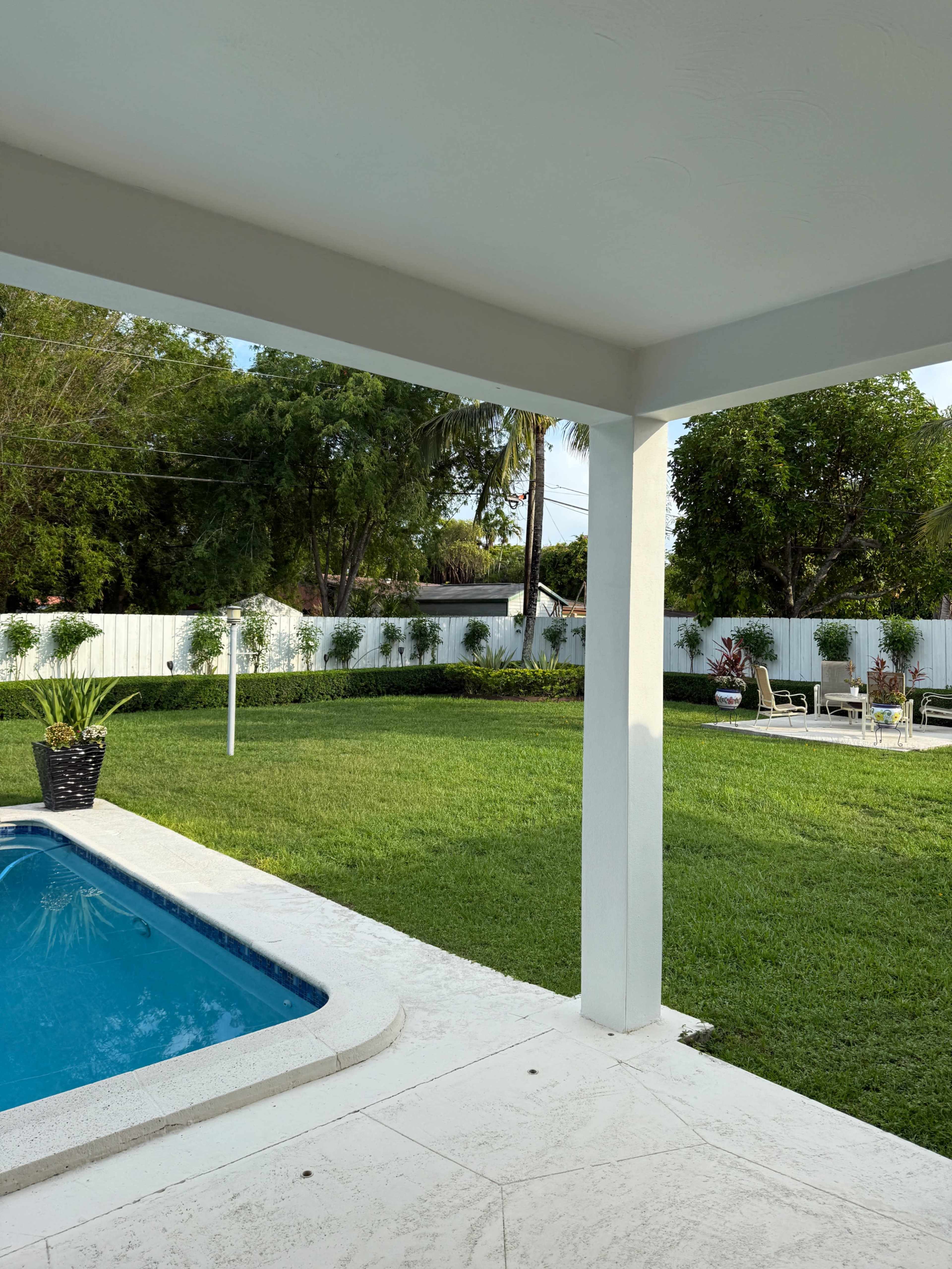 Modern Miami Home Image in Kendall, miami, FL