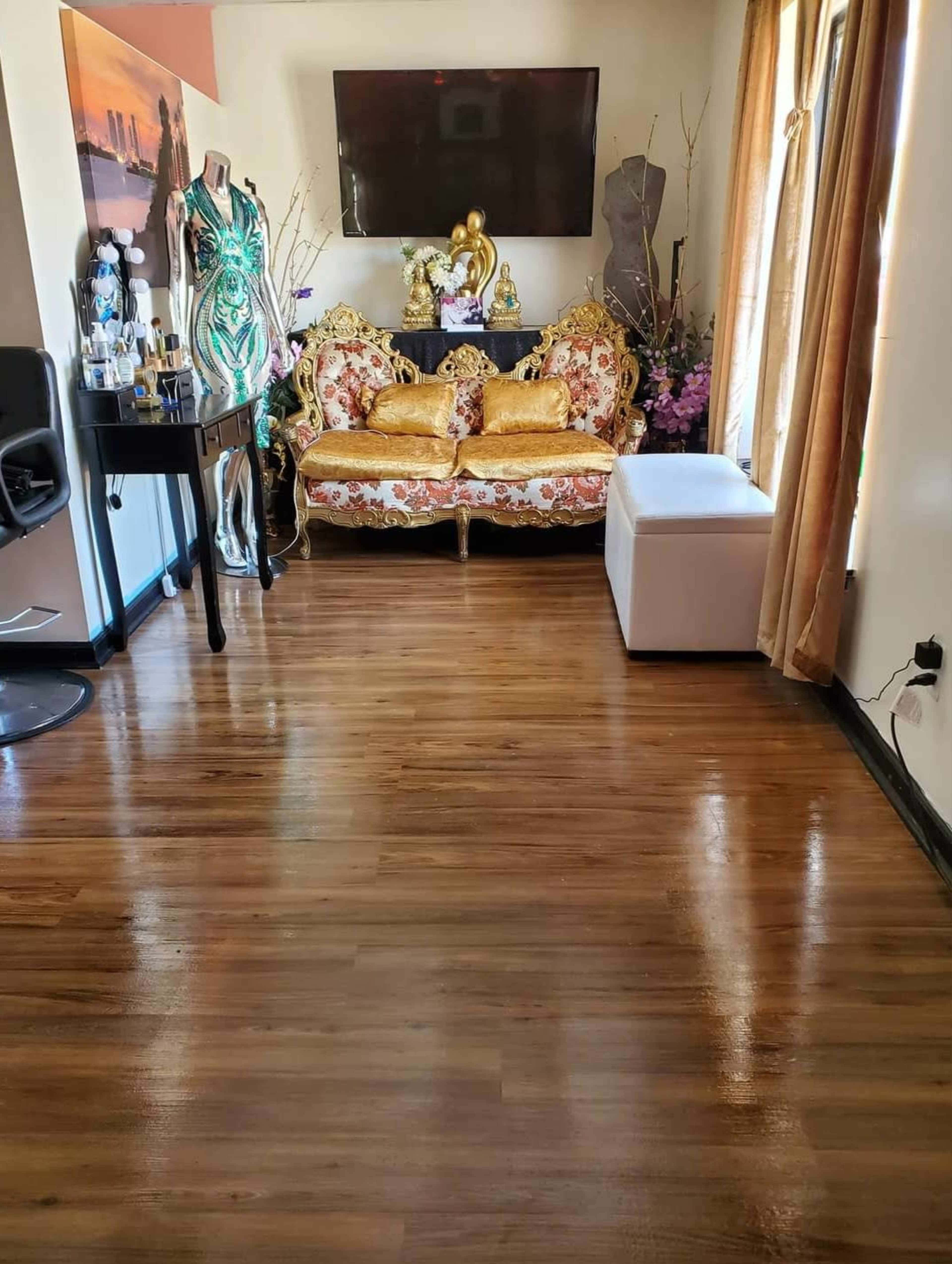 GTF SHOW ROOM Image in Eastpointe, eastpointe, MI