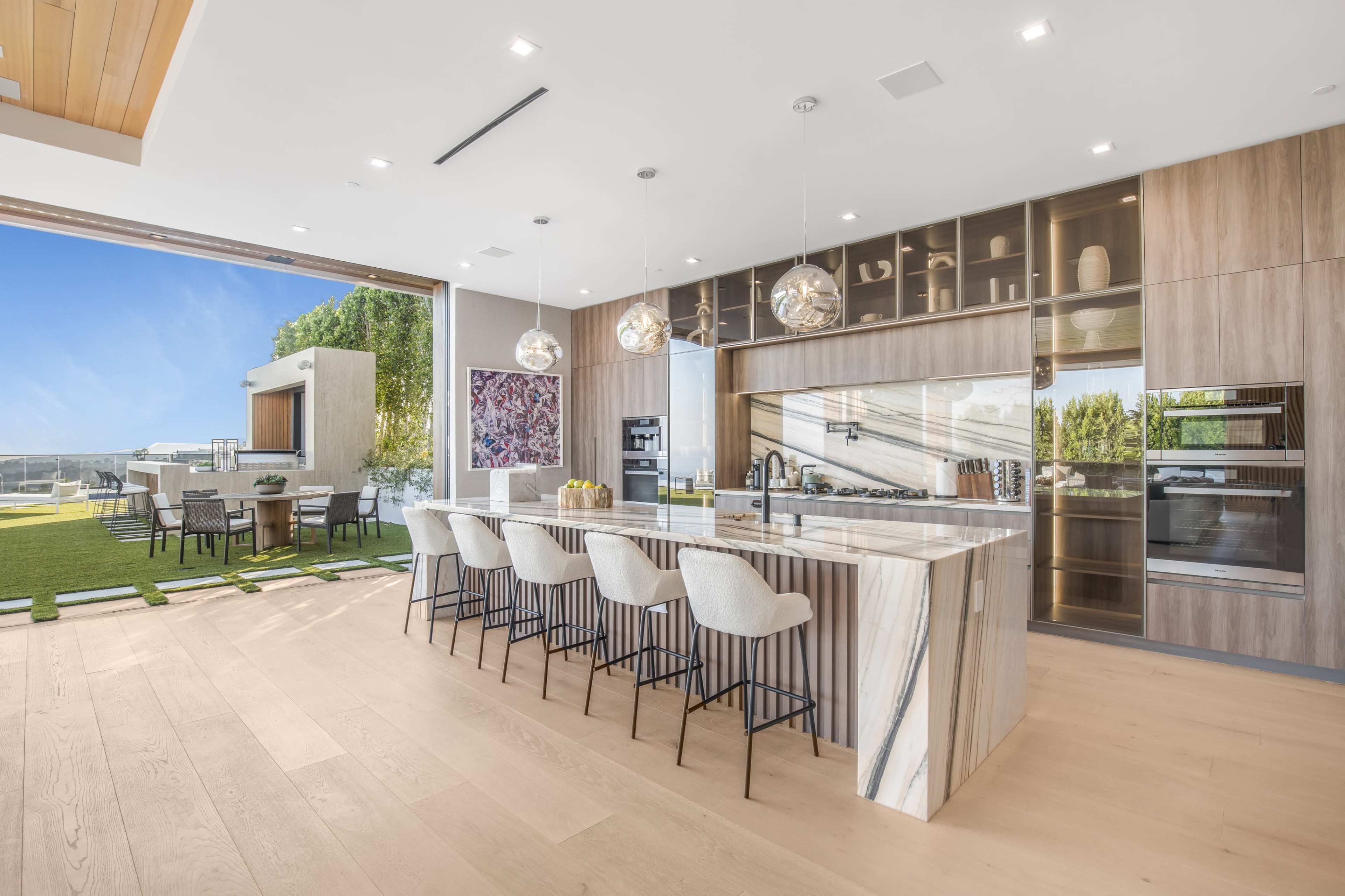 SOMERA MASTERPIECE: THE PINNACLE OF MODERN LUXURY Image in Bel Air, Los Angeles, CA