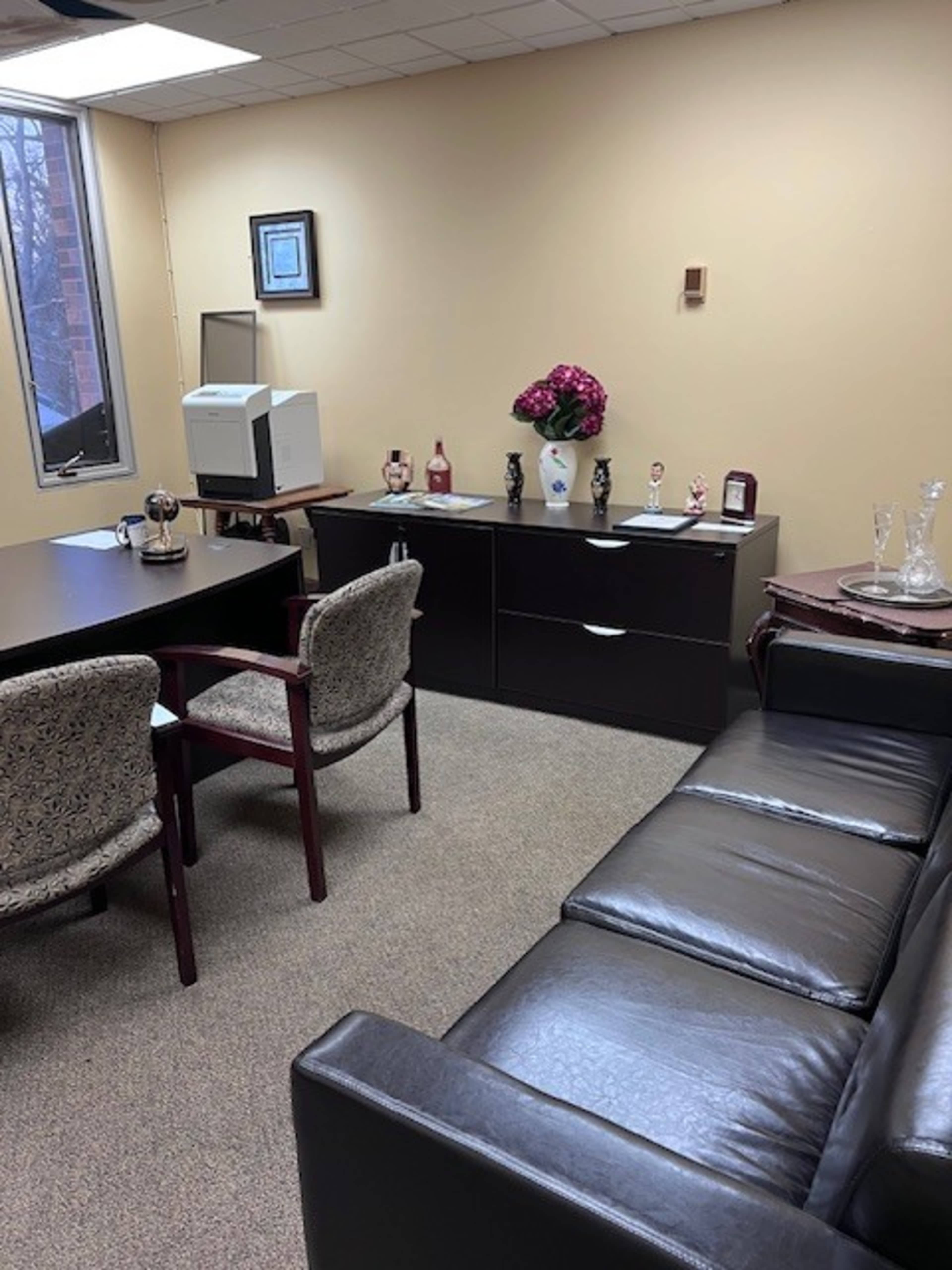 Private, spacious professional office only 20 minutes from center city Philadelphia Image in Bensalem, Bensalem, PA