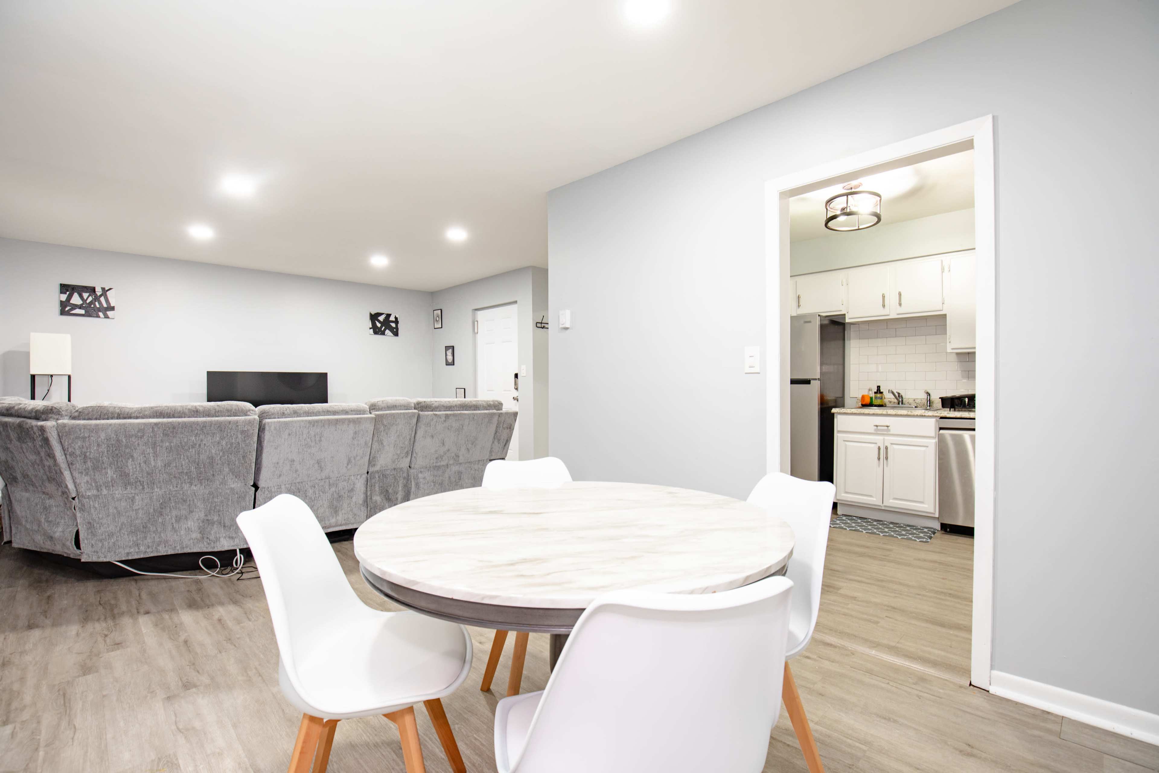 Unit 1 | Cozy 2BR Home | 30 Min to NYC Image in East Orange, East Orange, NJ