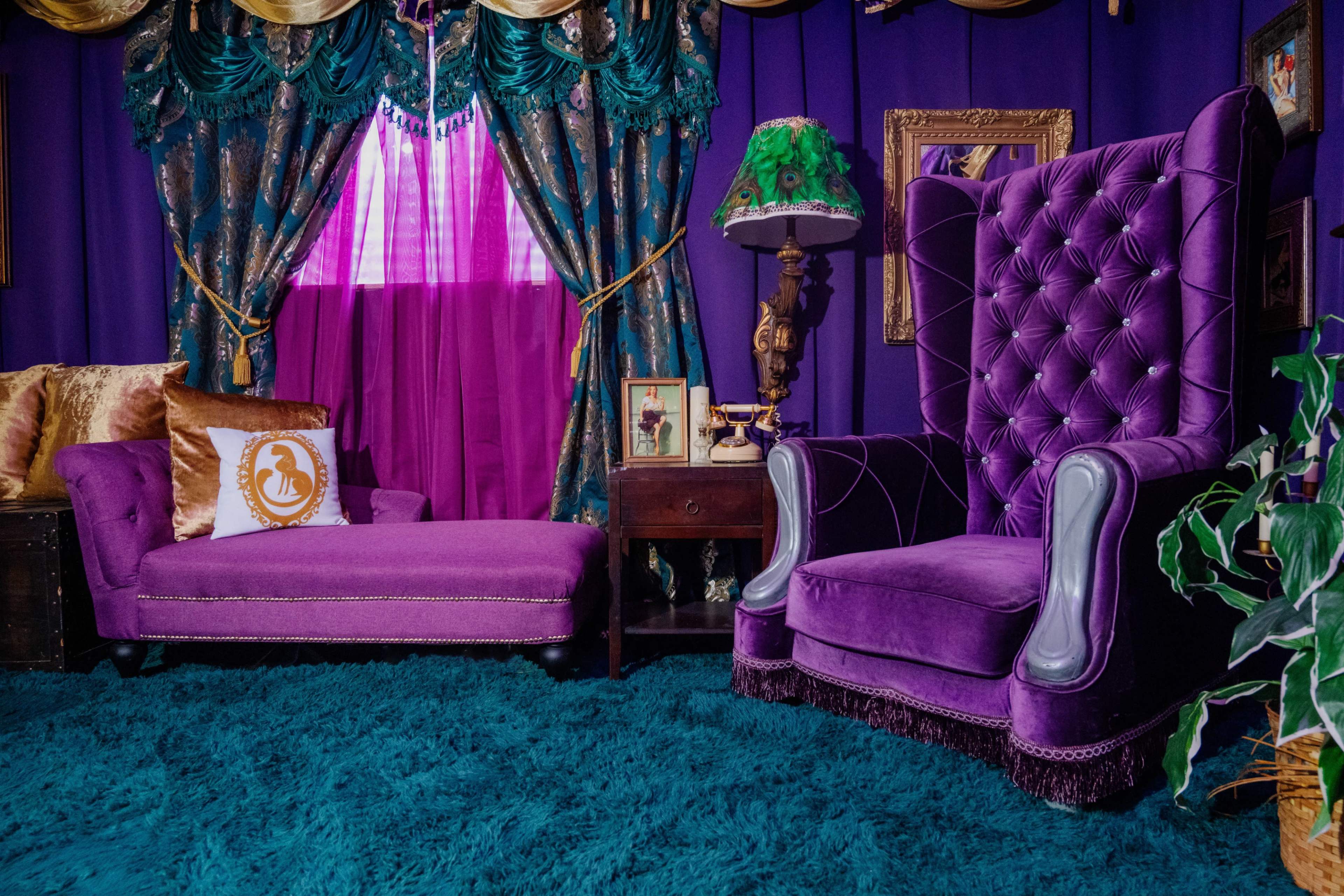 Royal Purple Parlor Image in Aurora, Aurora, CO