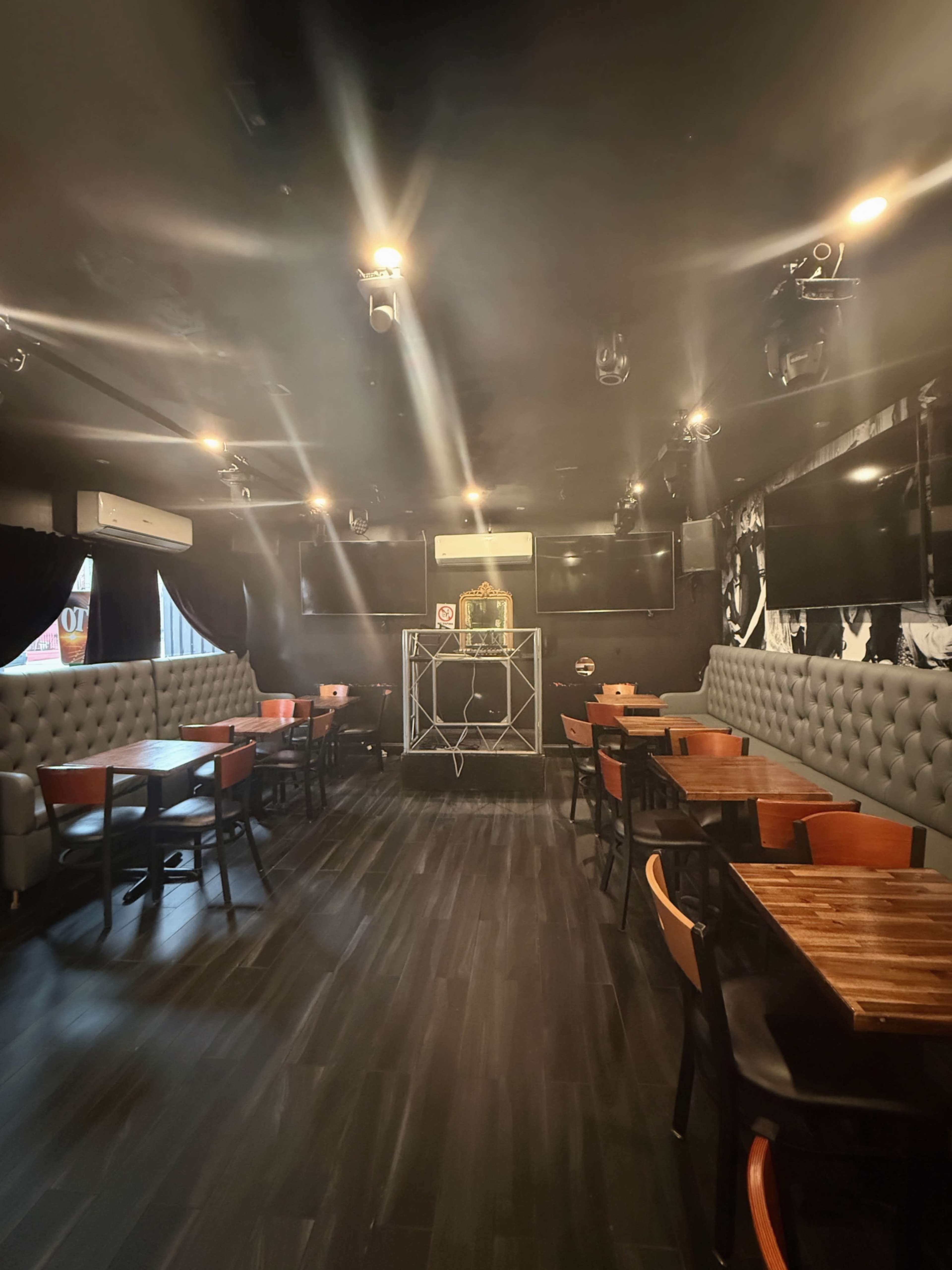 Versatile Lounge for Private Events Image in Jackson Heights, Jackson Heights, NY