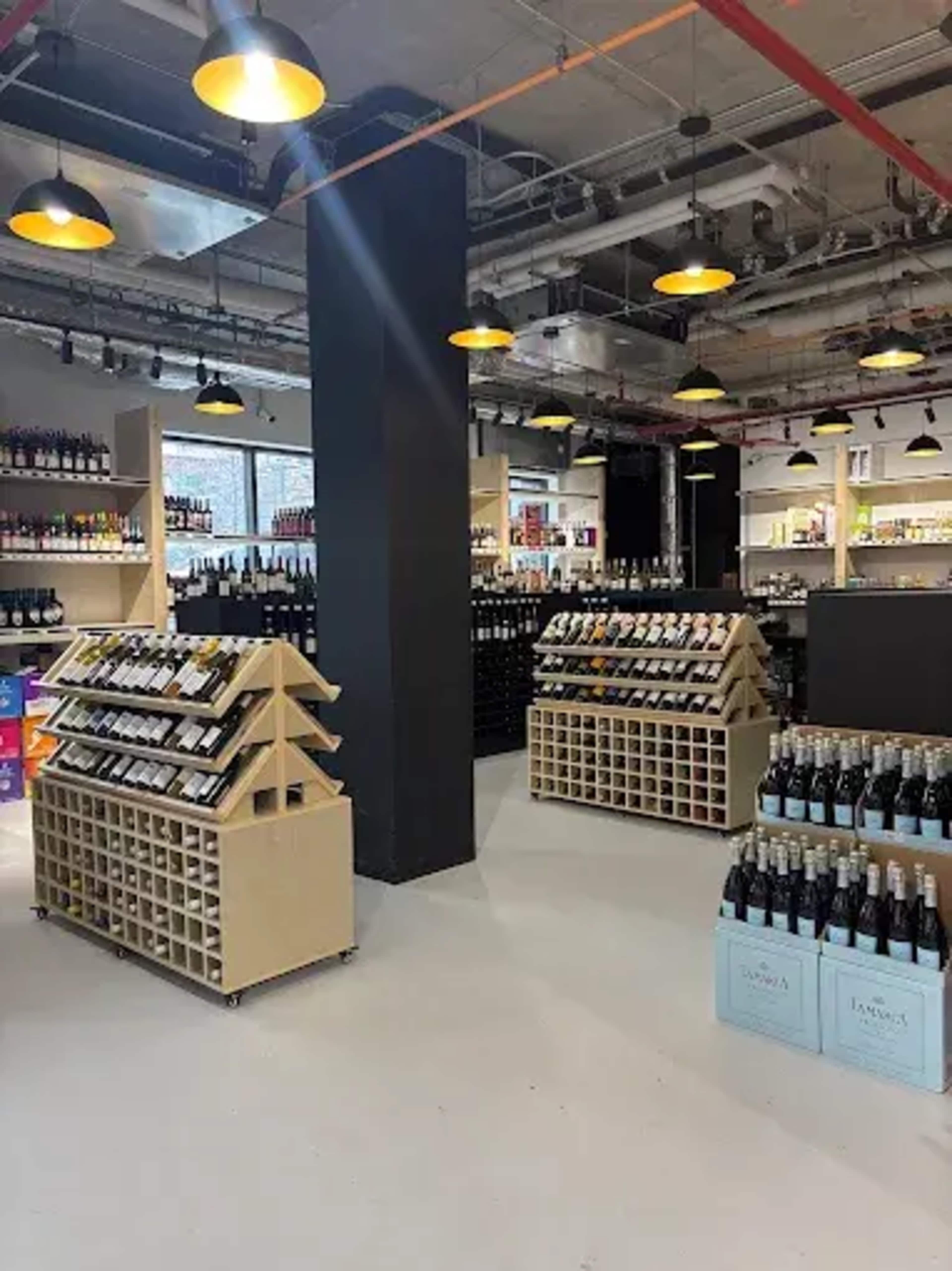 Beautiful wine/spirit shop available for holding event Image in Mott Haven, Bronx, NY