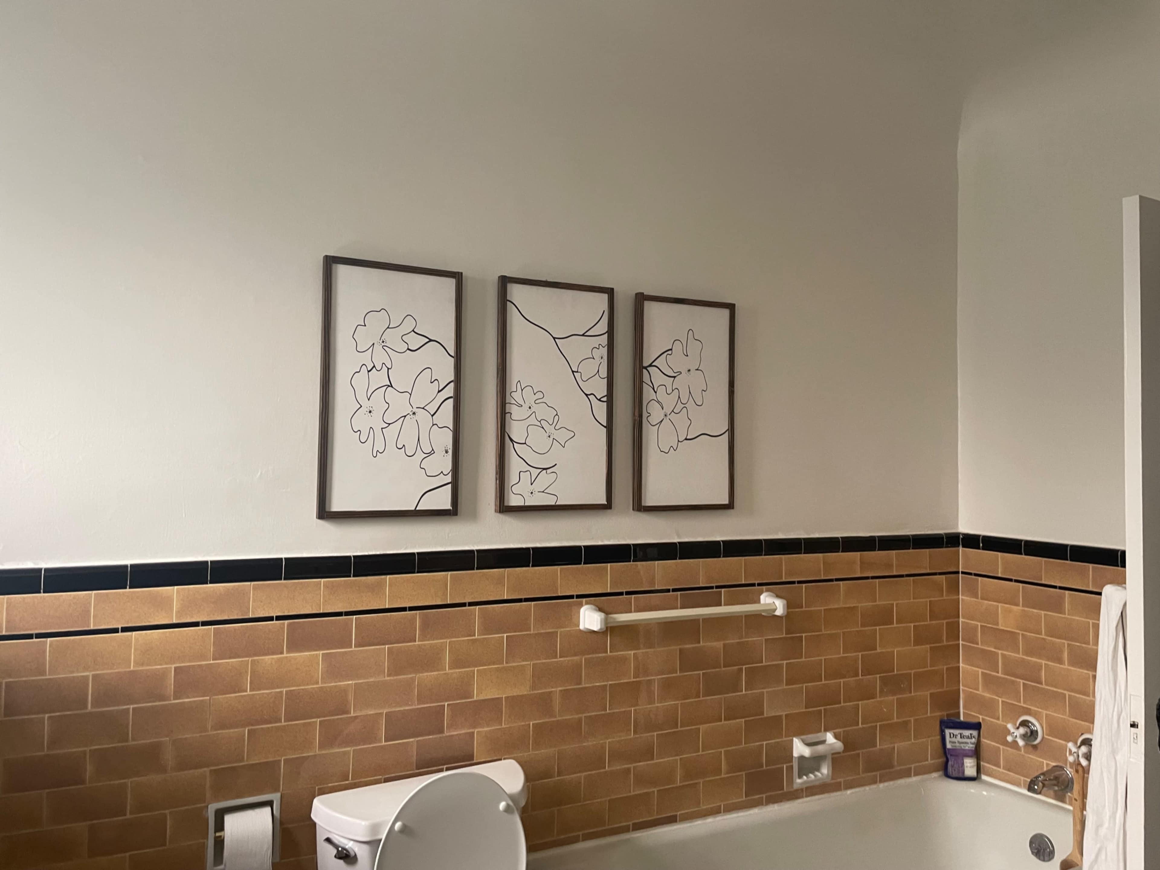 West Hollywood Beautifully Decorated Home Image in Beverly Grove, Los Angeles, CA